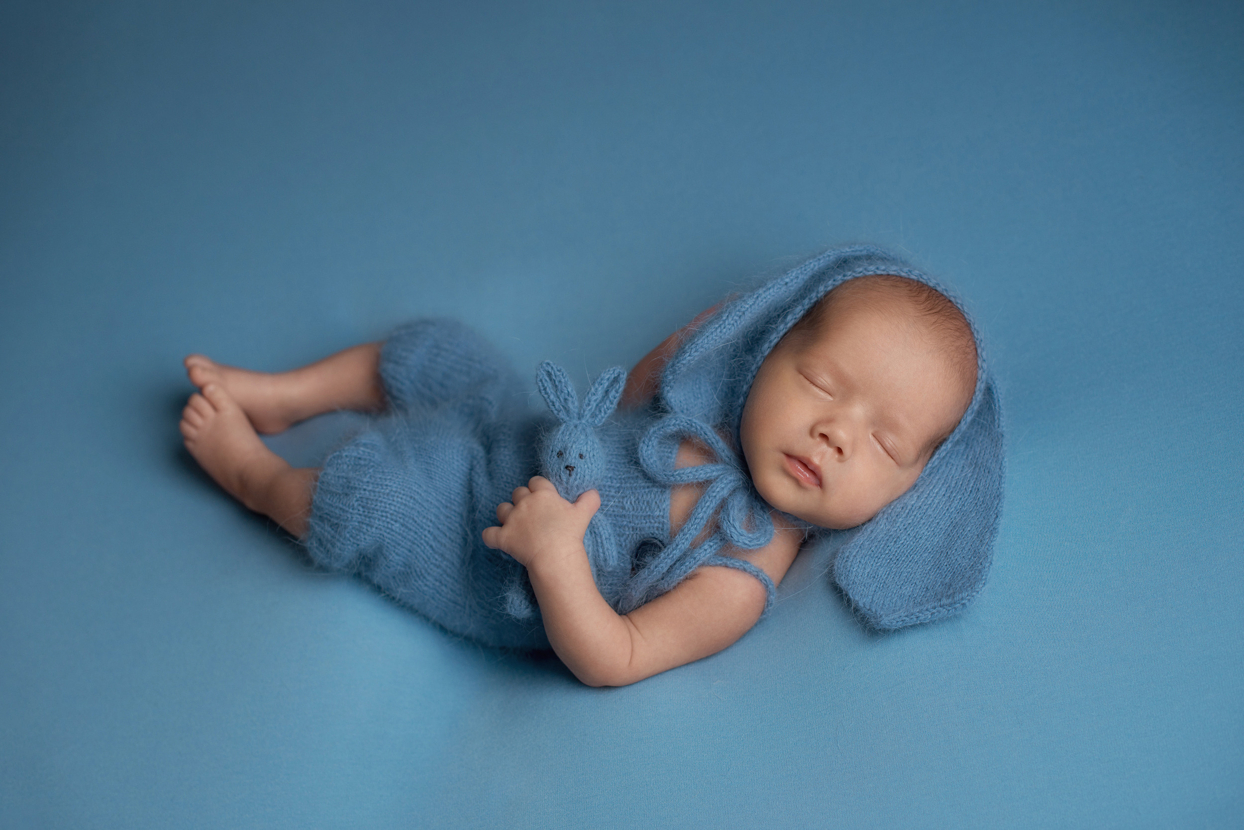 Фотосъемка новорожденного. Фотограф беременности, новорожденных и детей до года в Челябинске Волк