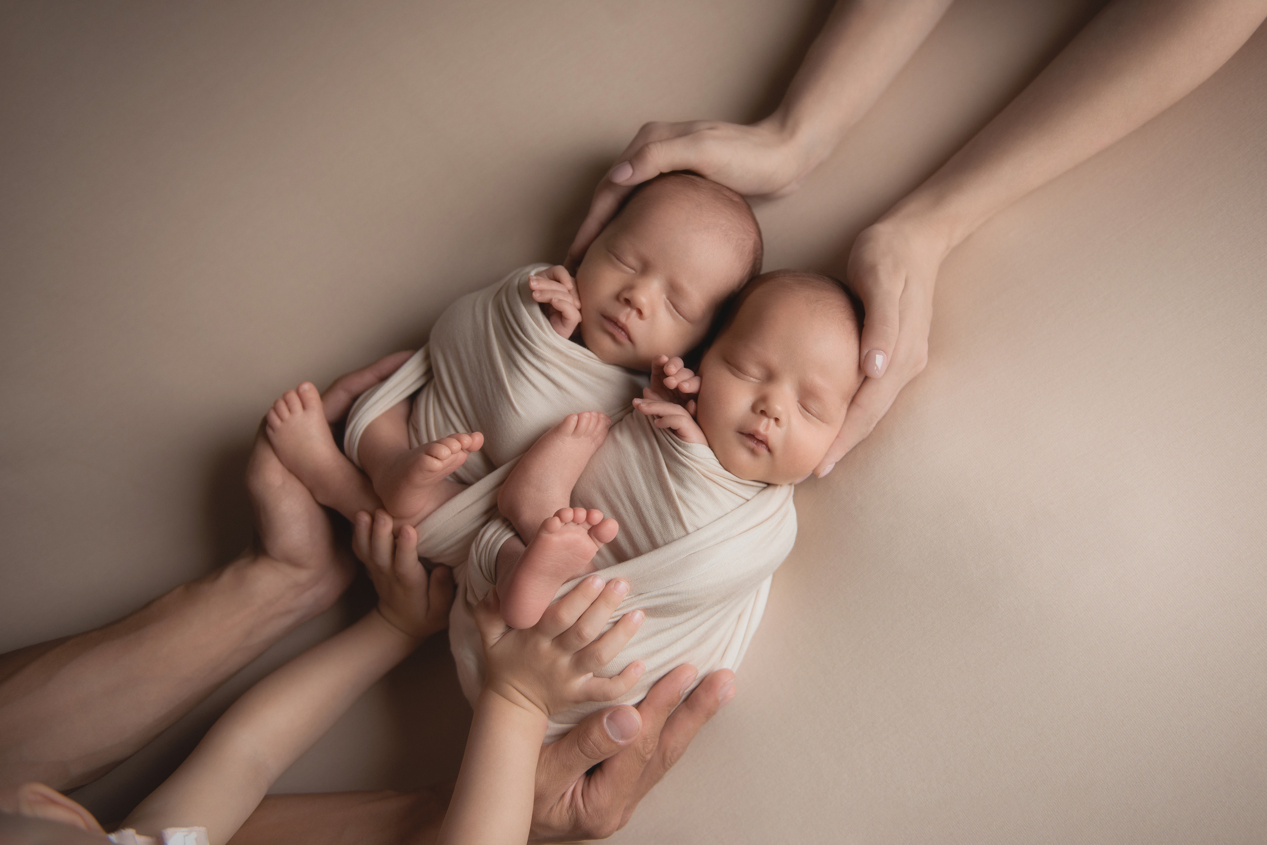 Фотосъемка новорожденного. Фотограф беременности, новорожденных и детей до года в Челябинске Волк