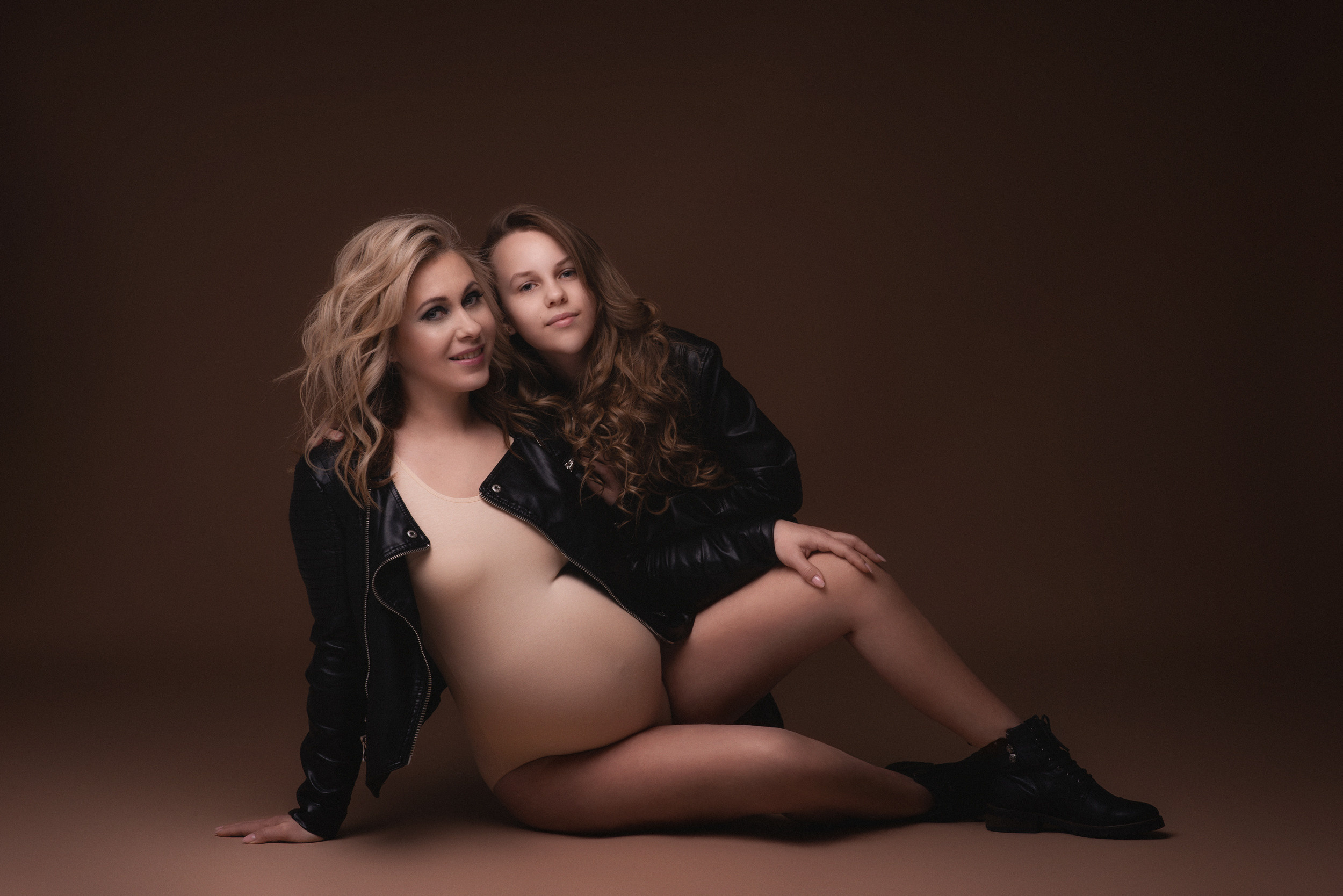 Фотосъемка беременности. Фотограф беременности, новорожденных и детей до года в Челябинске Волк