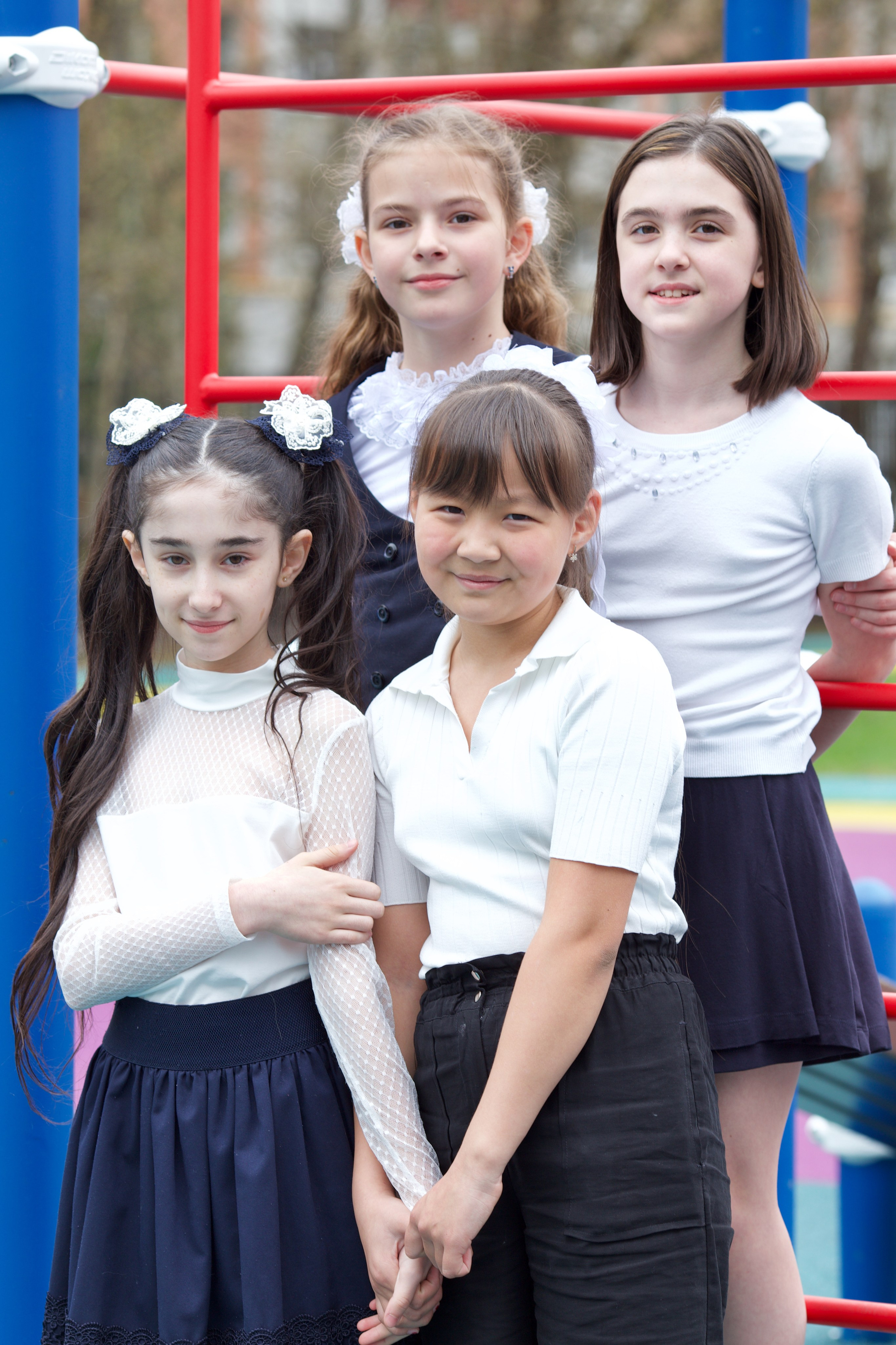 4 класс. Групповые фото. Школьные выпускные альбомы в Москве Марина Николаева