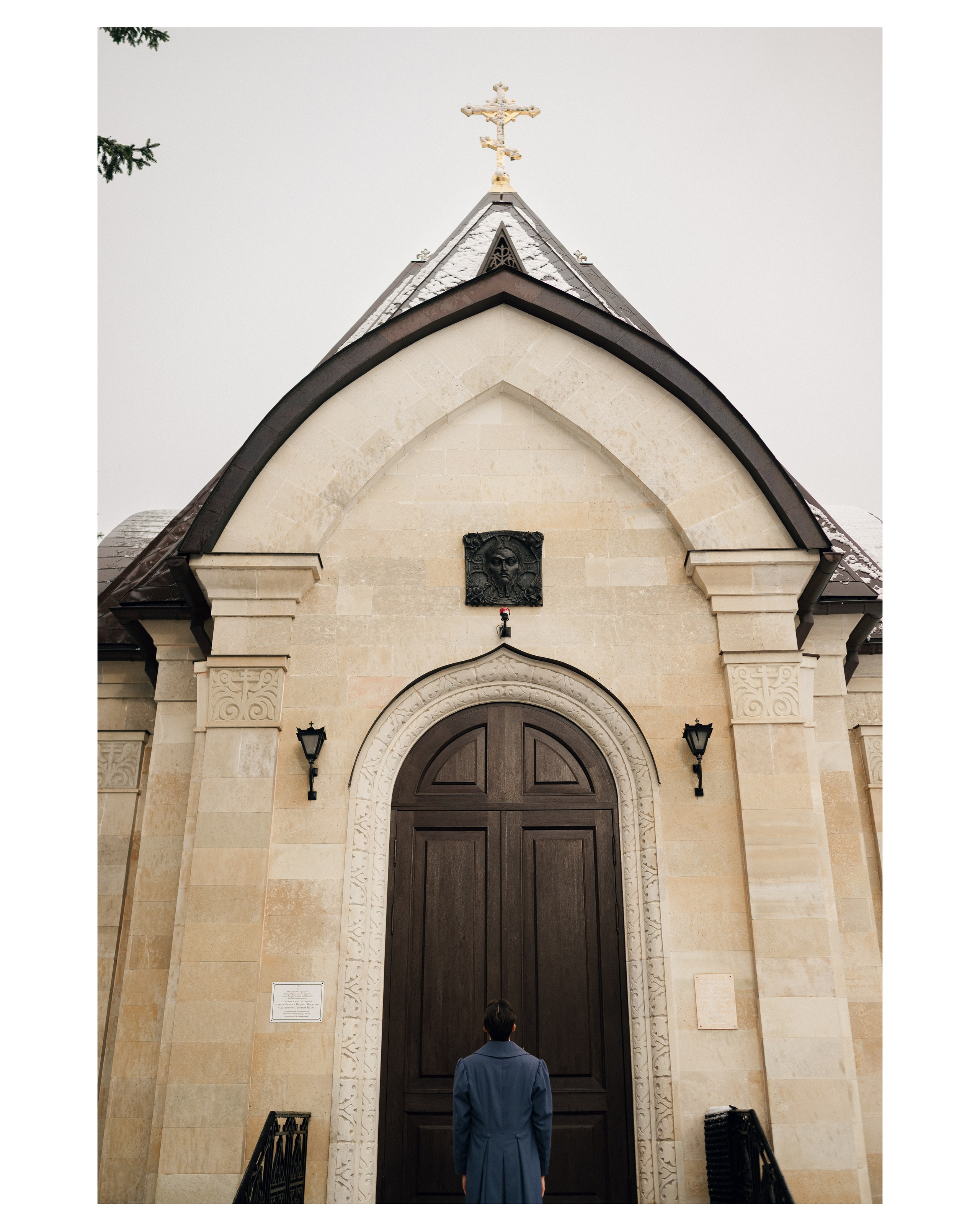 Фёдор Ивицкий (Всеволожск). Непарадное в парадных