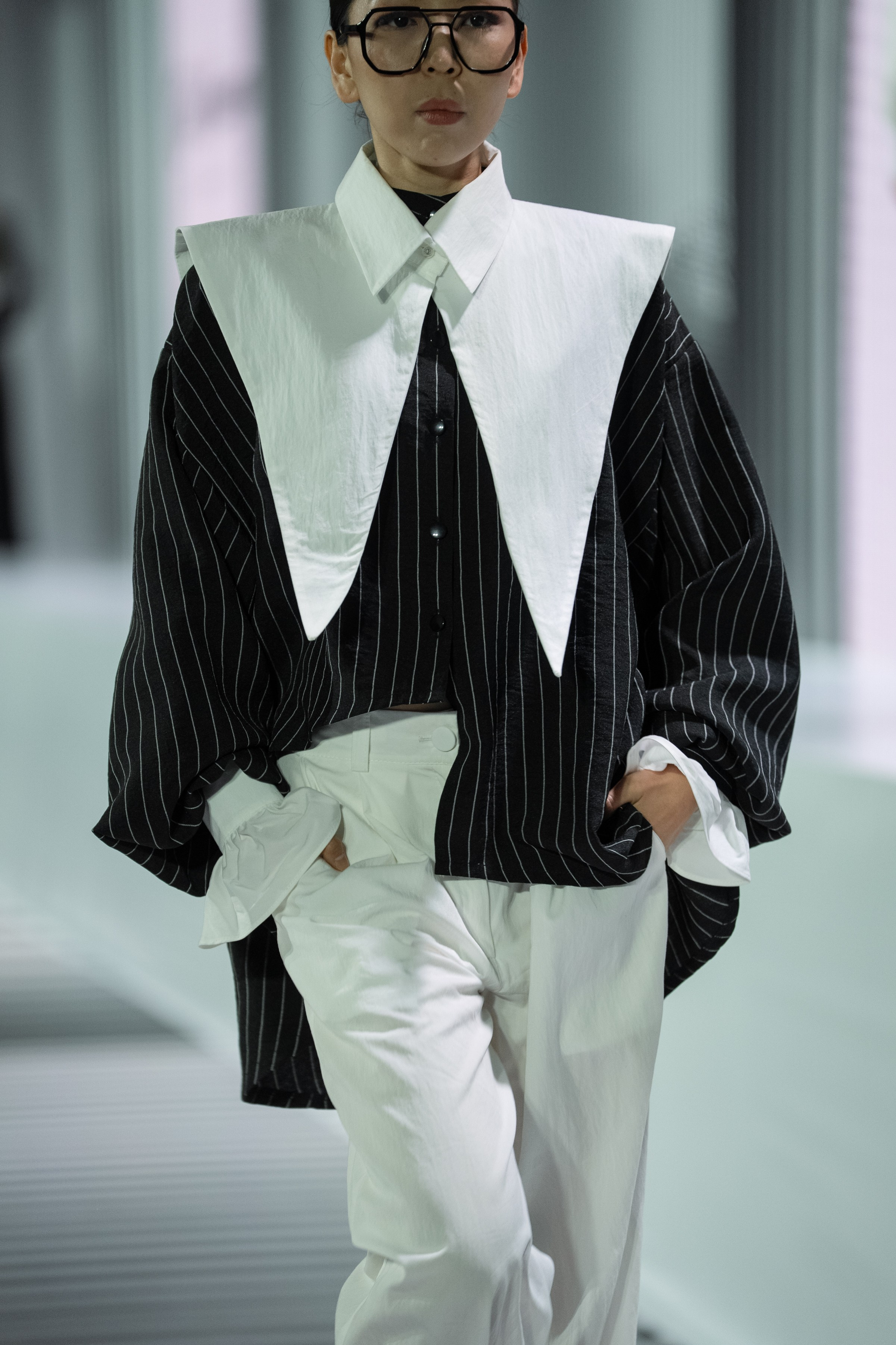 Designer LEILA KHANUM. Сайт Алматинского НЮ АРТ, будуар и фэшн фотографа Дениса Карпенко