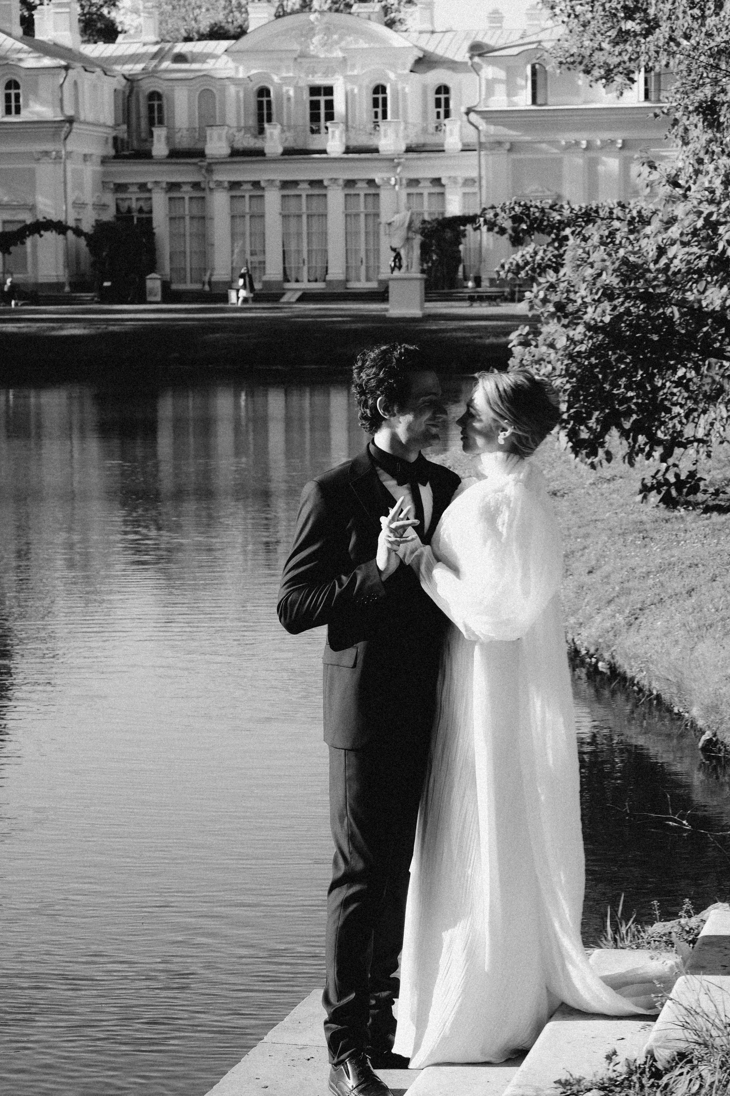 СВАДЕБНАЯ СЬЕМКА В ПАРКЕ ОРАНИЕНБАУМ. Профессиональный фотограф, Санкт-Петербург — Виктория Богомолова