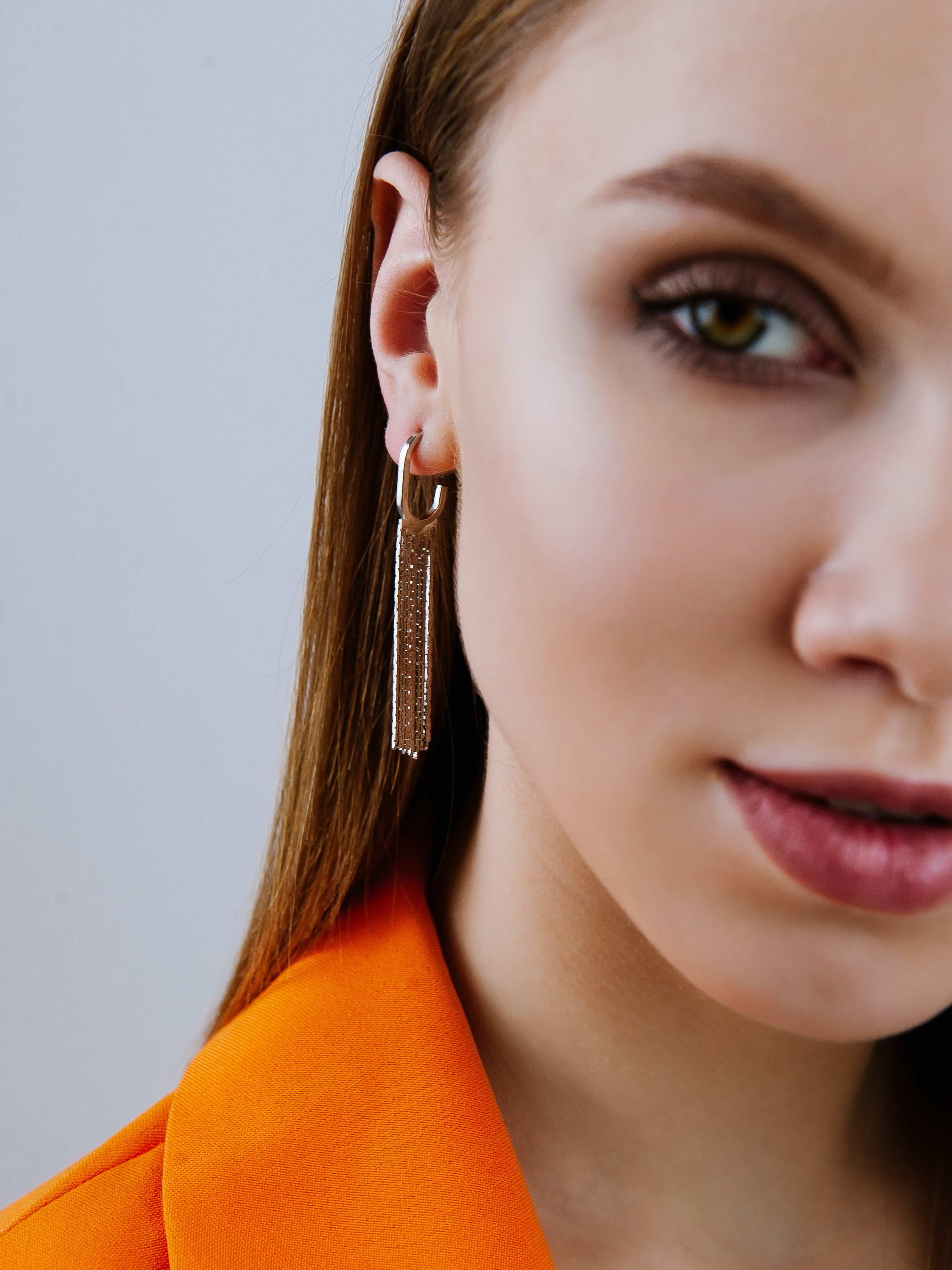 Бижутерия на модели. Ozon/wb