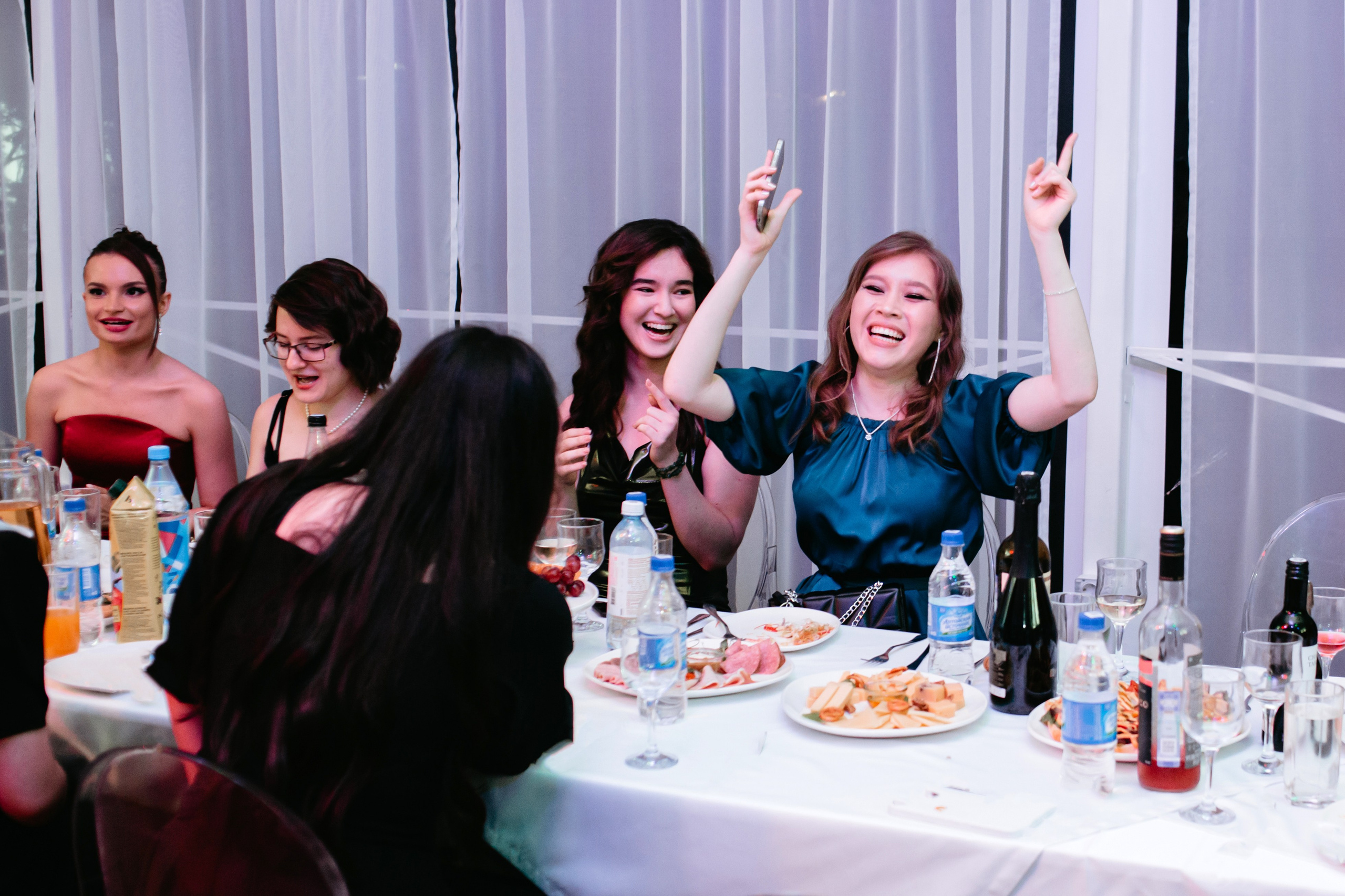 Выпускной 2025 (41 школа) 11 класс. Фотограф в Челябинске Ополихина Анна