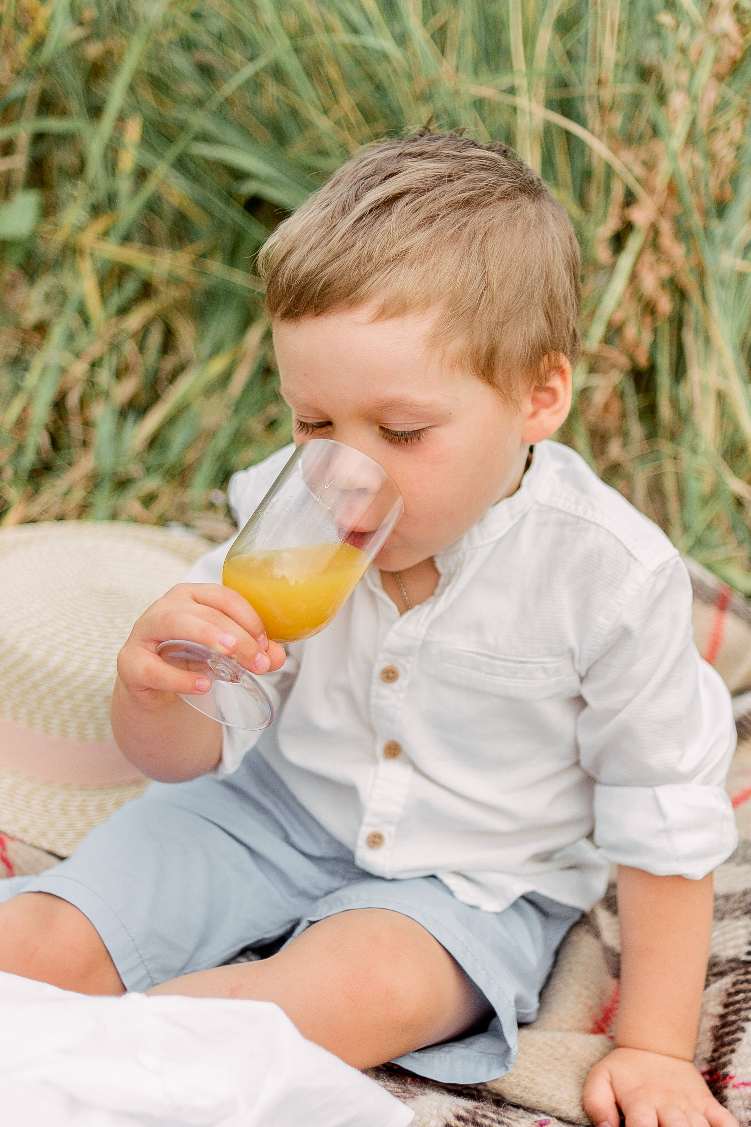 В поле. Фотограф Юлия Попова