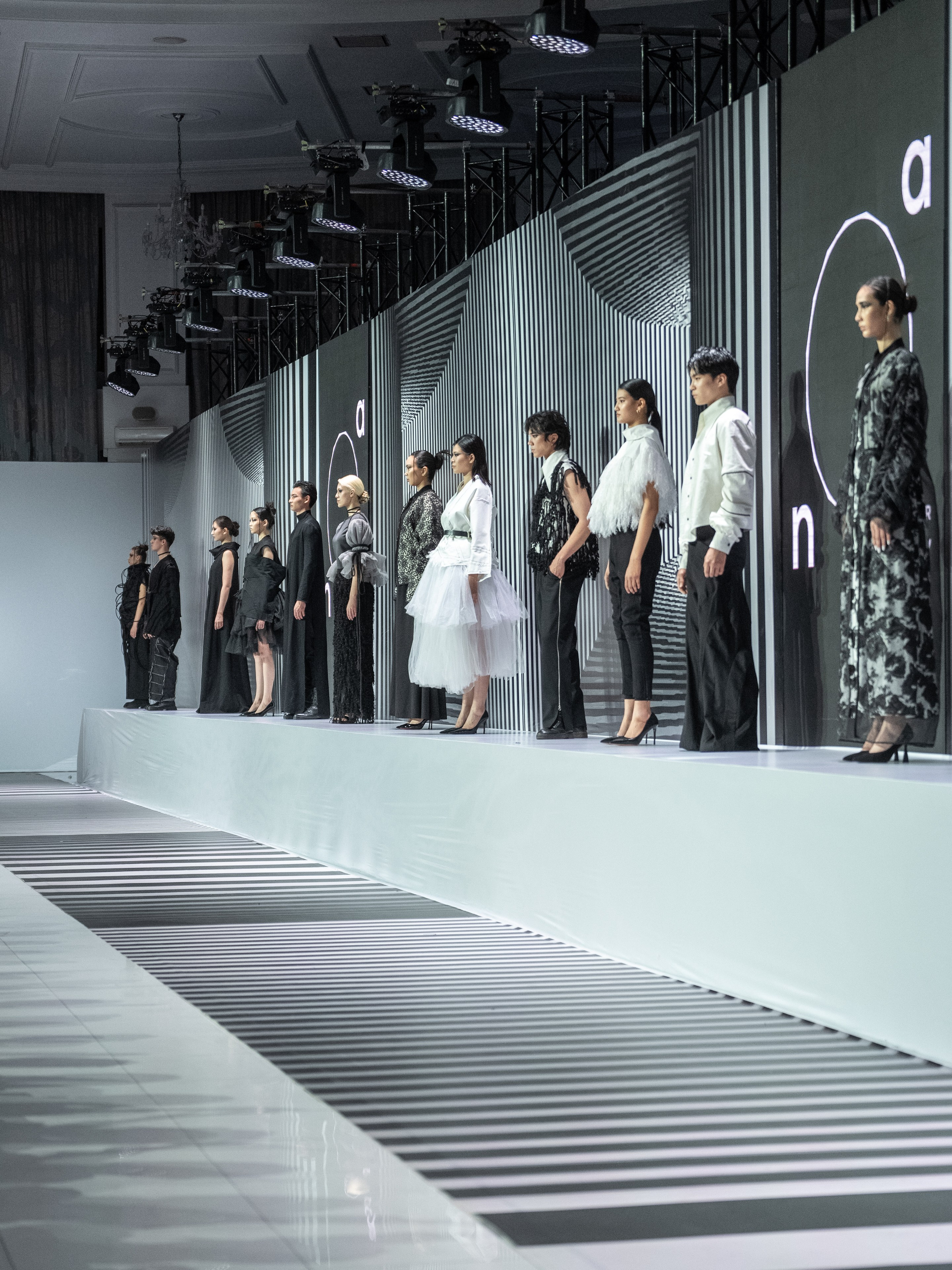 NAZAR ALMAZBEKOB (Кыргызстан). Сайт Алматинского НЮ АРТ, будуар и фэшн фотографа Дениса Карпенко