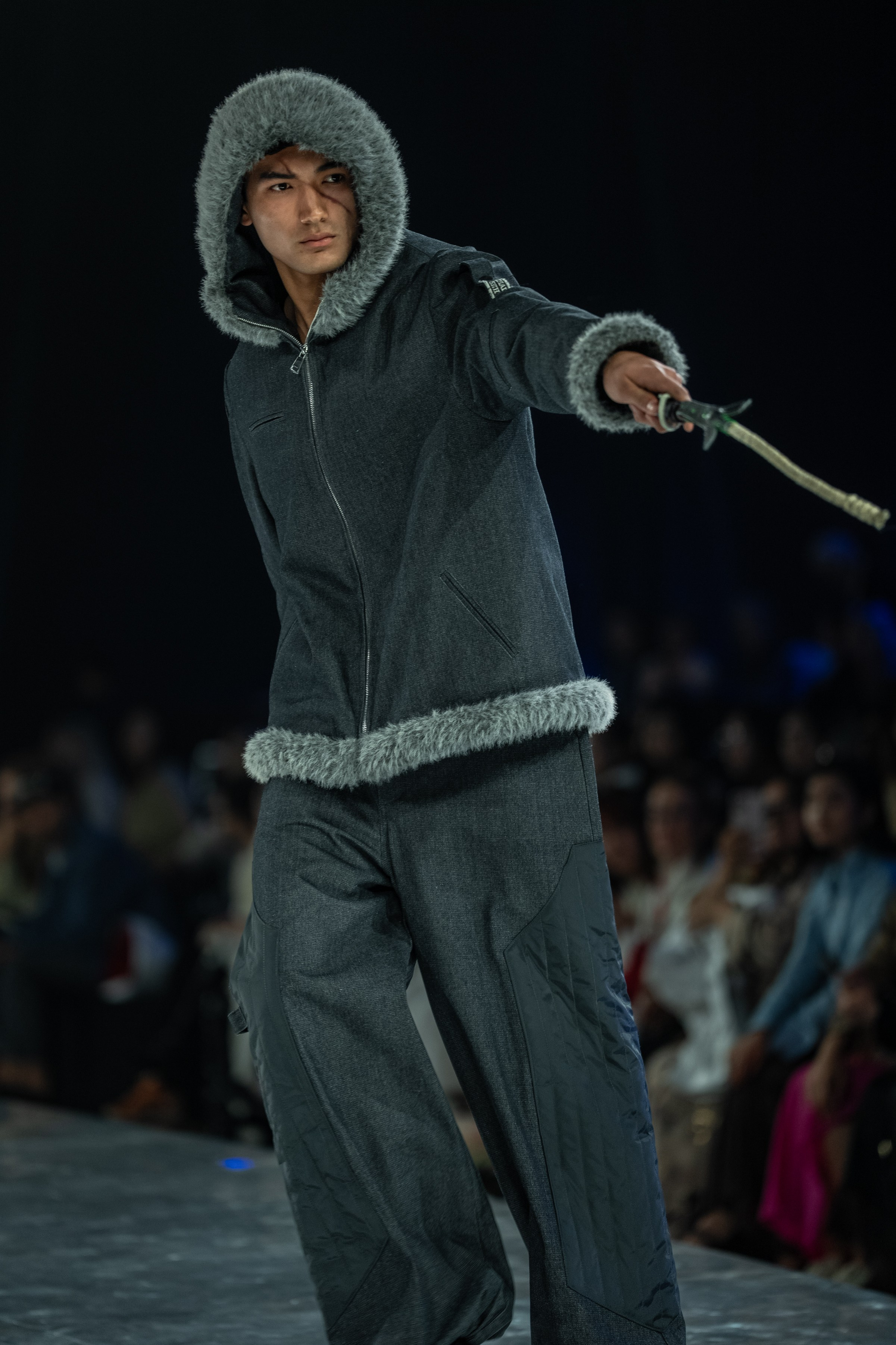 Visa Fashion Week Almaty Pre-Fall 2026 GAZHAIYIP. Сайт Алматинского НЮ АРТ, будуар и фэшн фотографа Дениса Карпенко