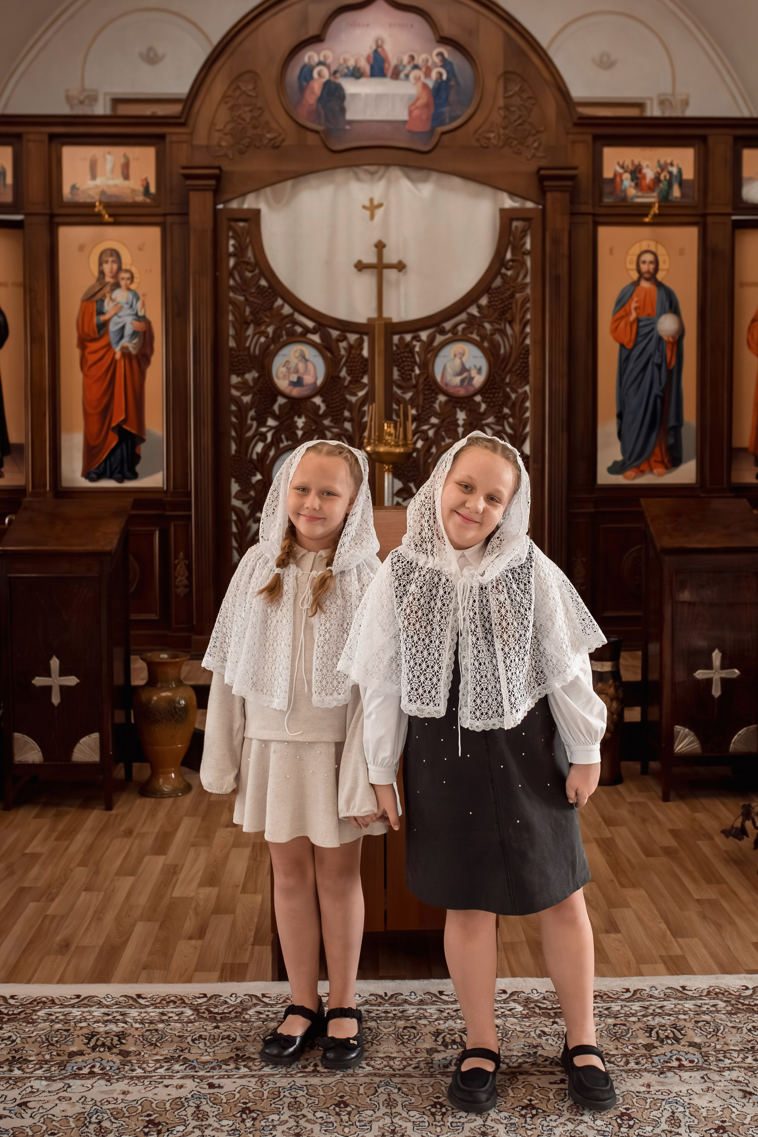 Крещение сестрёнок в храме священномученика Ермогена