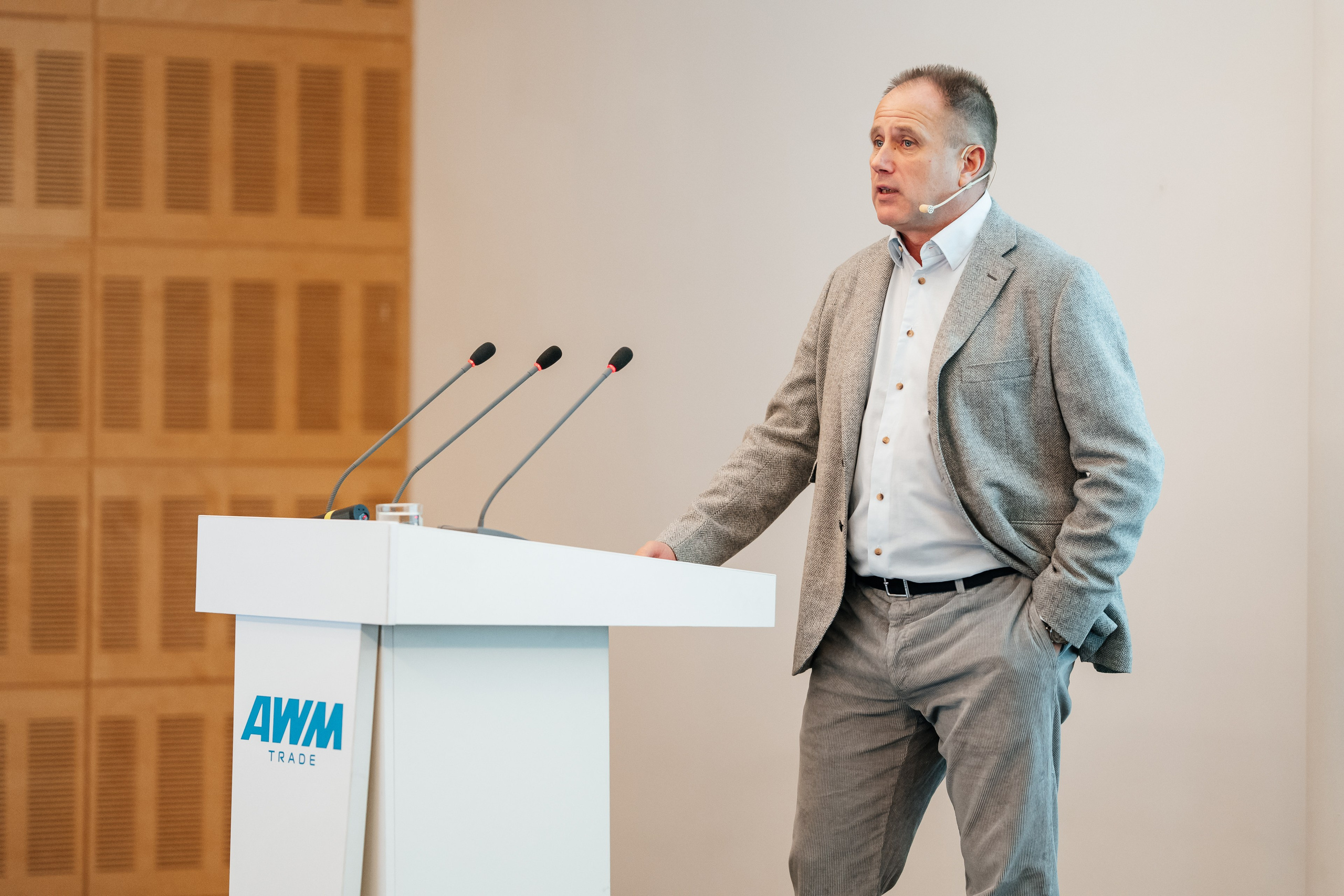 Конференция дилеров. Фотограф Дмитрий Сермяжко