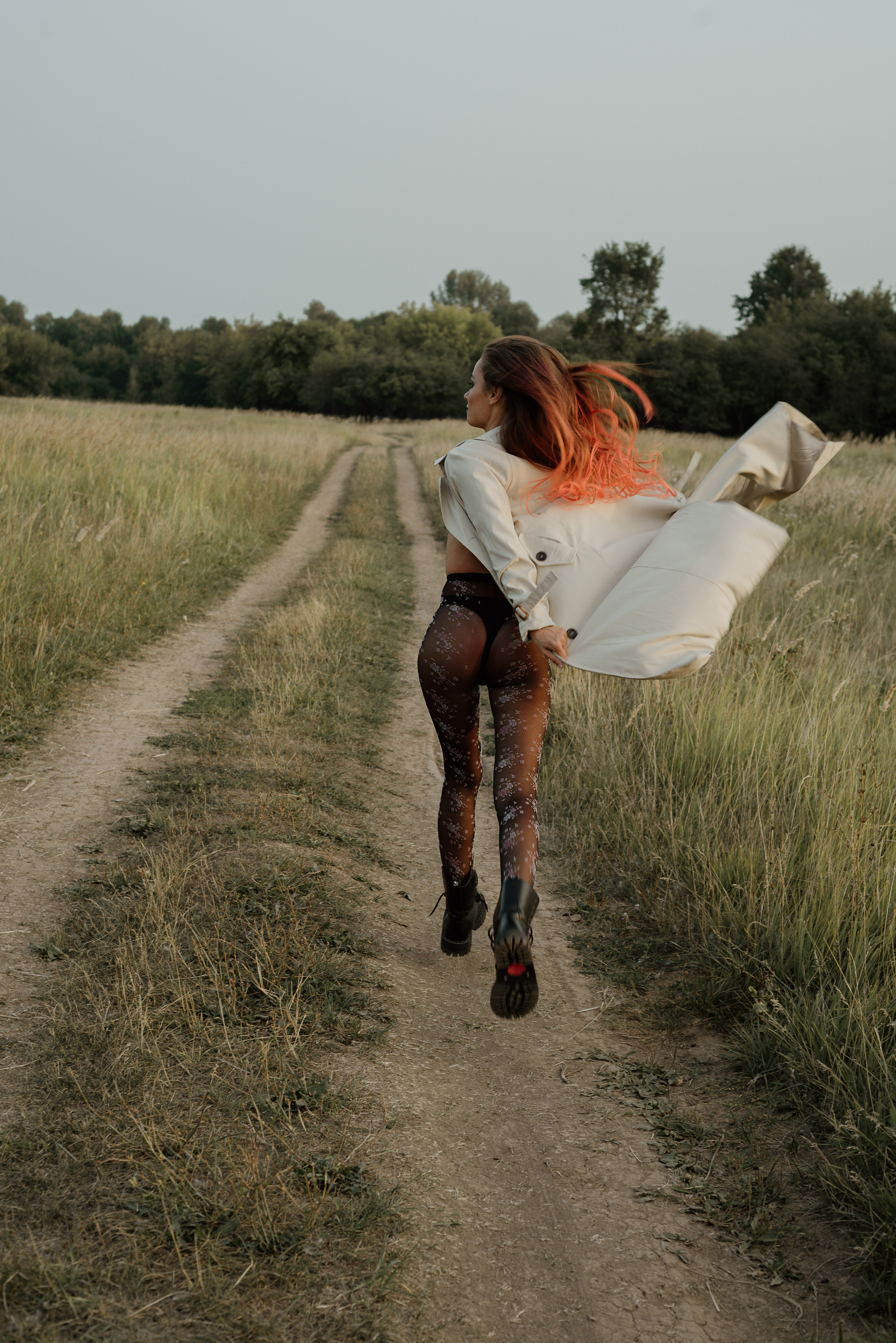 ПОЛЕ. Фотограф Алёна Евграфова