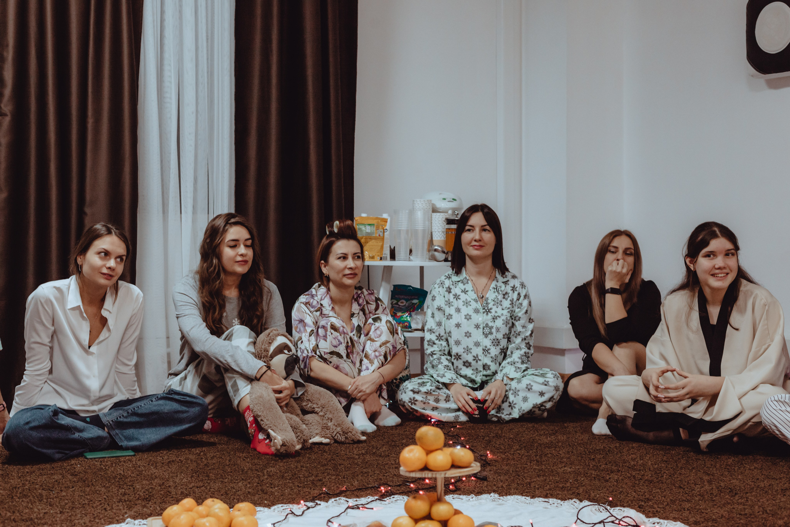 Женский новогодний корпоратив. Фотограф Старый Оскол Мавлыга Мария