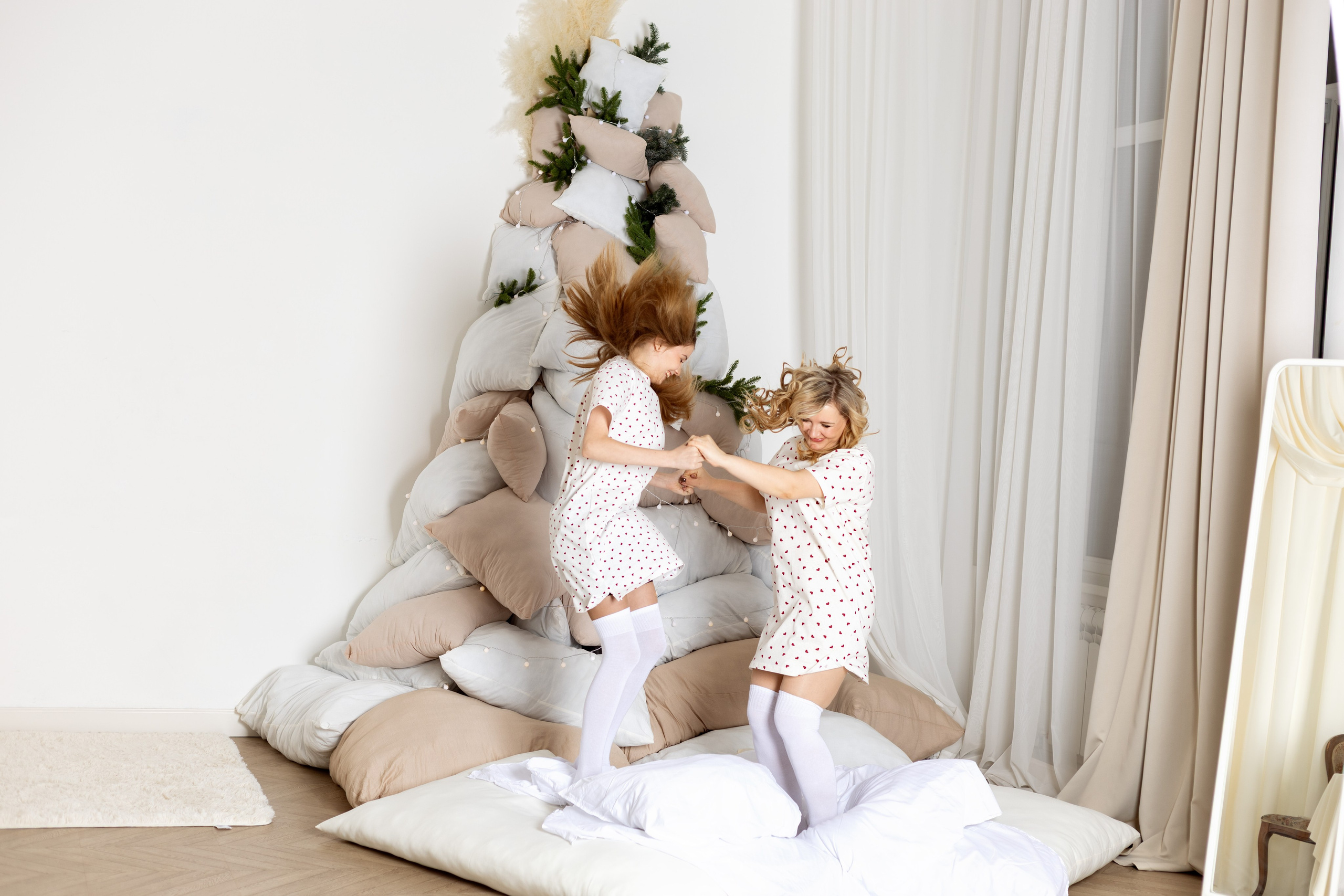 Оля и Вероника. Женский фотограф в Орске Новотроицке Динара Долганова