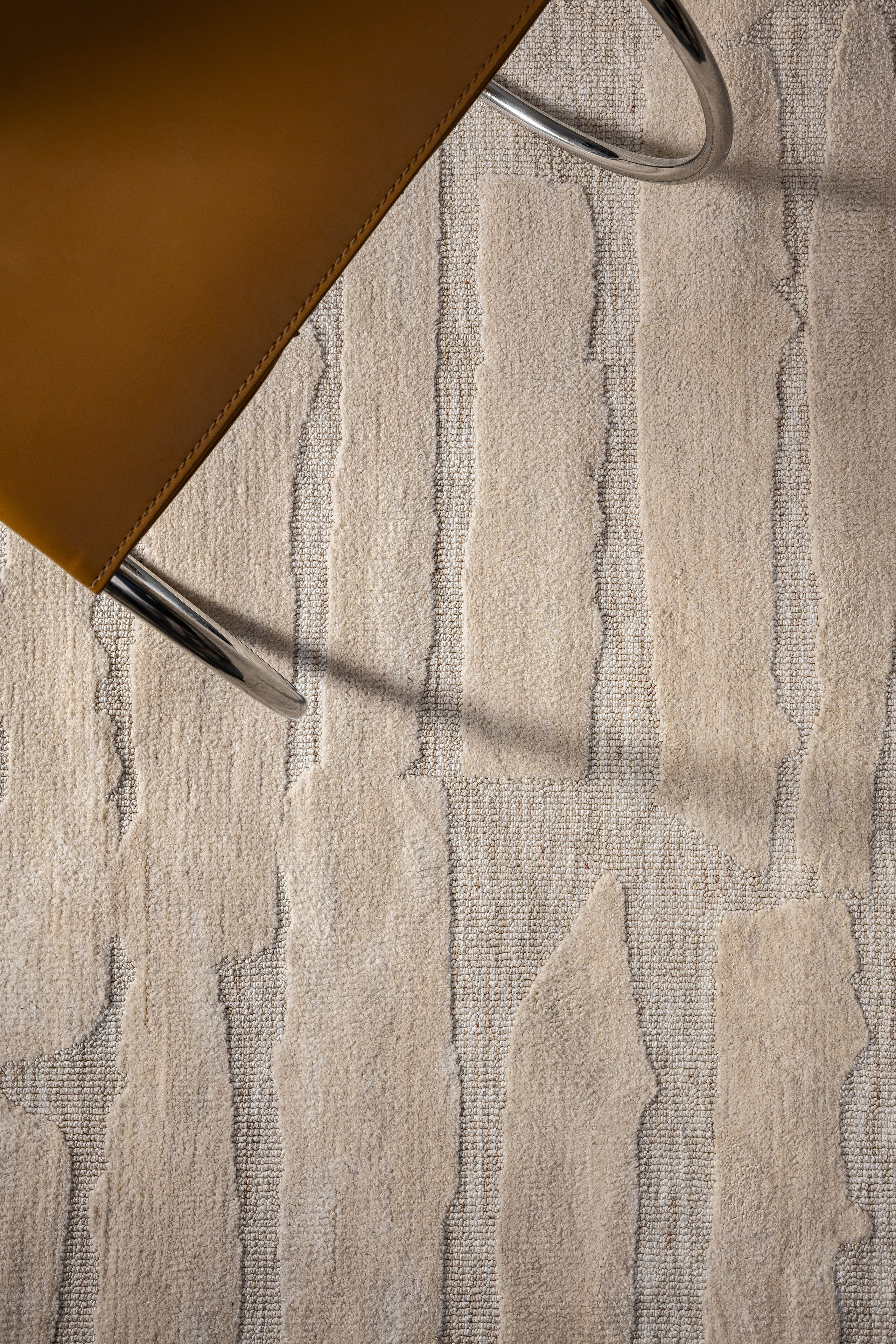 Ковры Decaro Rugs. L. Deco интерьерный салон. Краски/обои/лепной декор