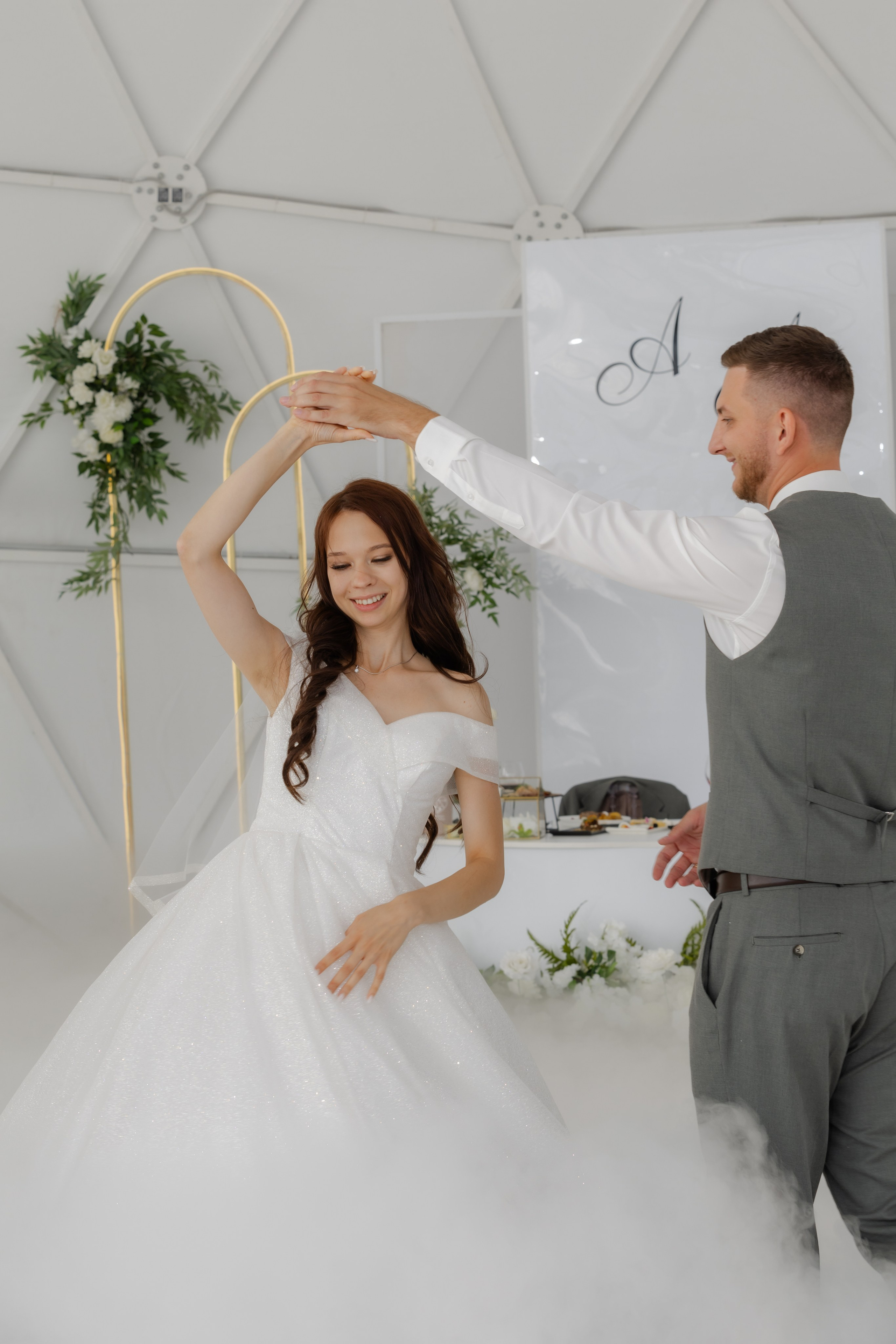 Саша и Алина. Главная