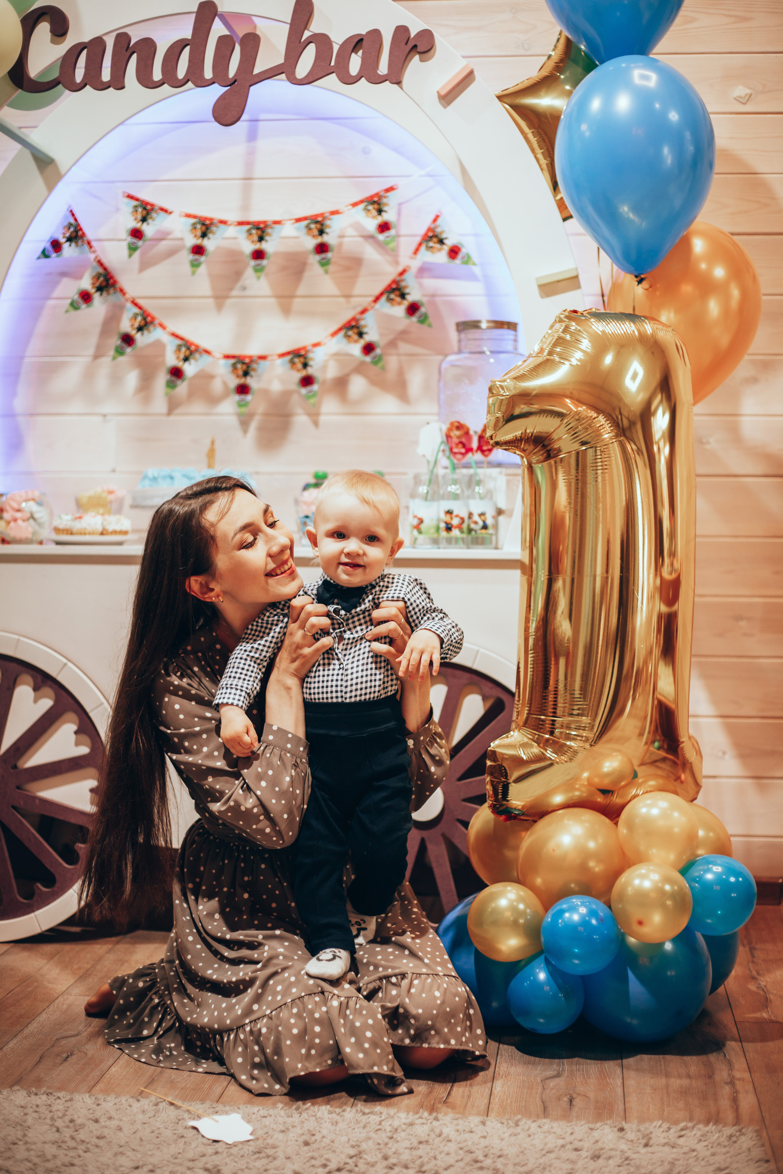 День Рожднения Димы 1 годик. Семейный и детский фотограф в г. Новосибирске Макеева Анастасия