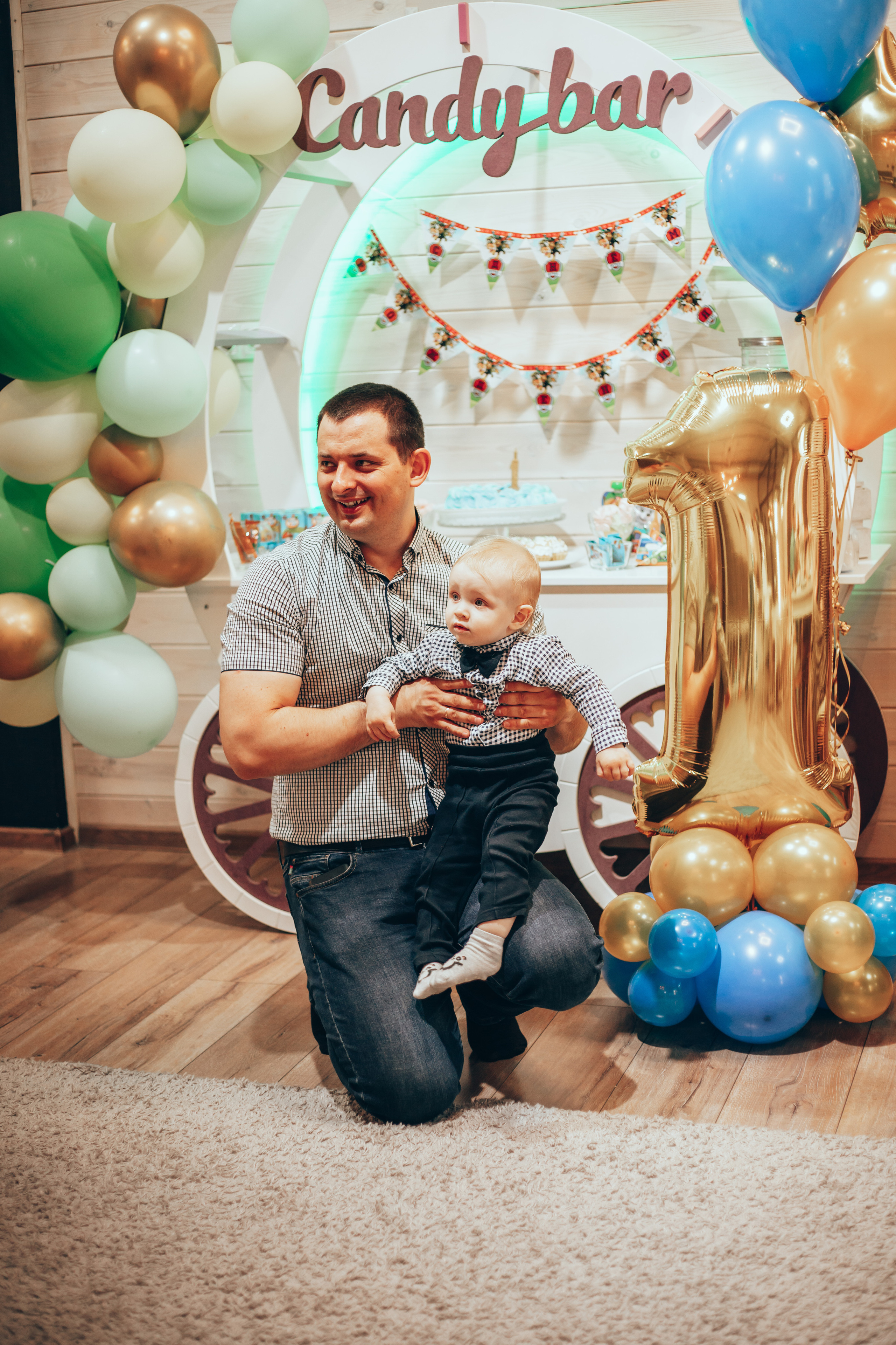 День Рожднения Димы 1 годик. Семейный и детский фотограф в г. Новосибирске Макеева Анастасия