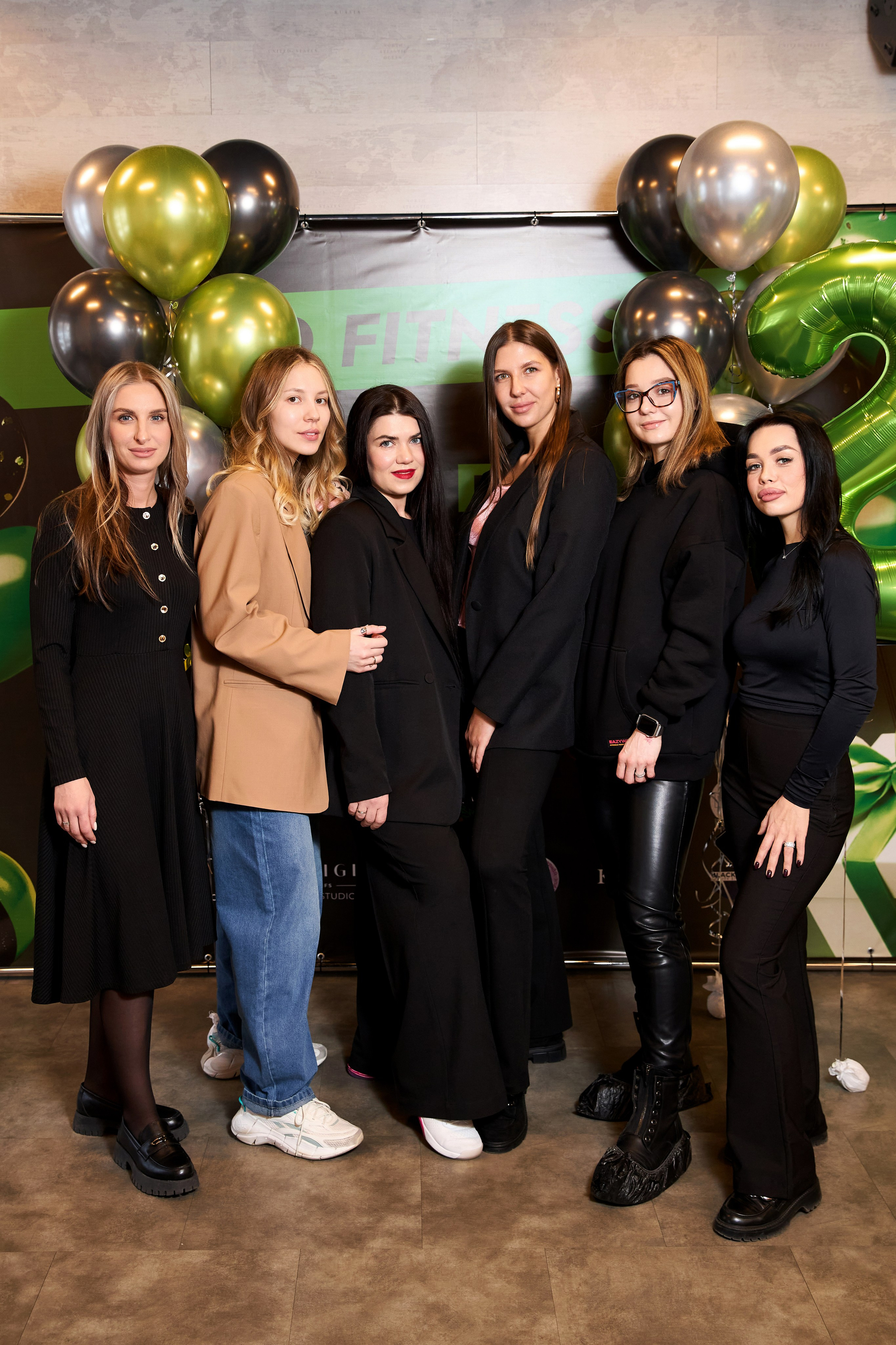 SQ — ФИТНЕС. 2 ГОДА. Фотограф Липецк. Фотограф в Липецке Татьяна Минаева. Портретный фотограф Липецк. Свадебный фотограф Липецк. Бизнес фотограф Липецк