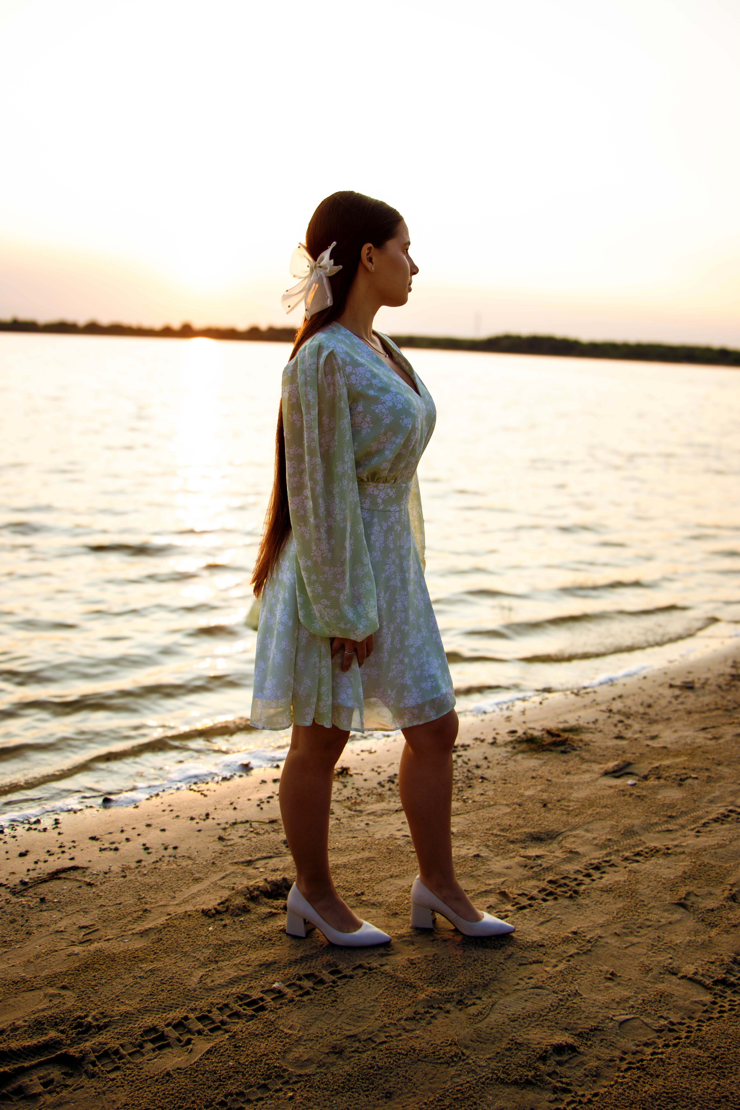 Эмилия у озера. Фотограф Татьяна Матрос