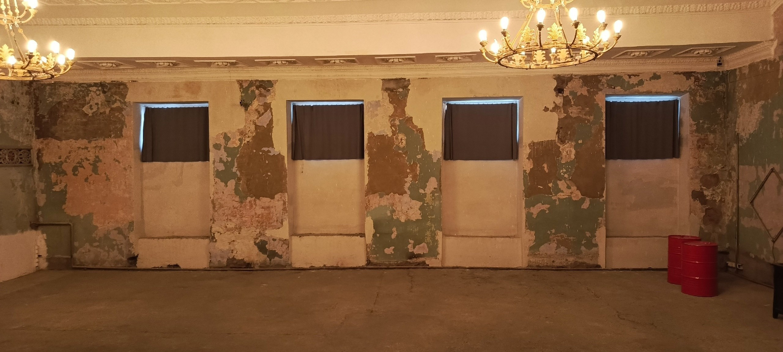 Зал «Стройка» 440 м²