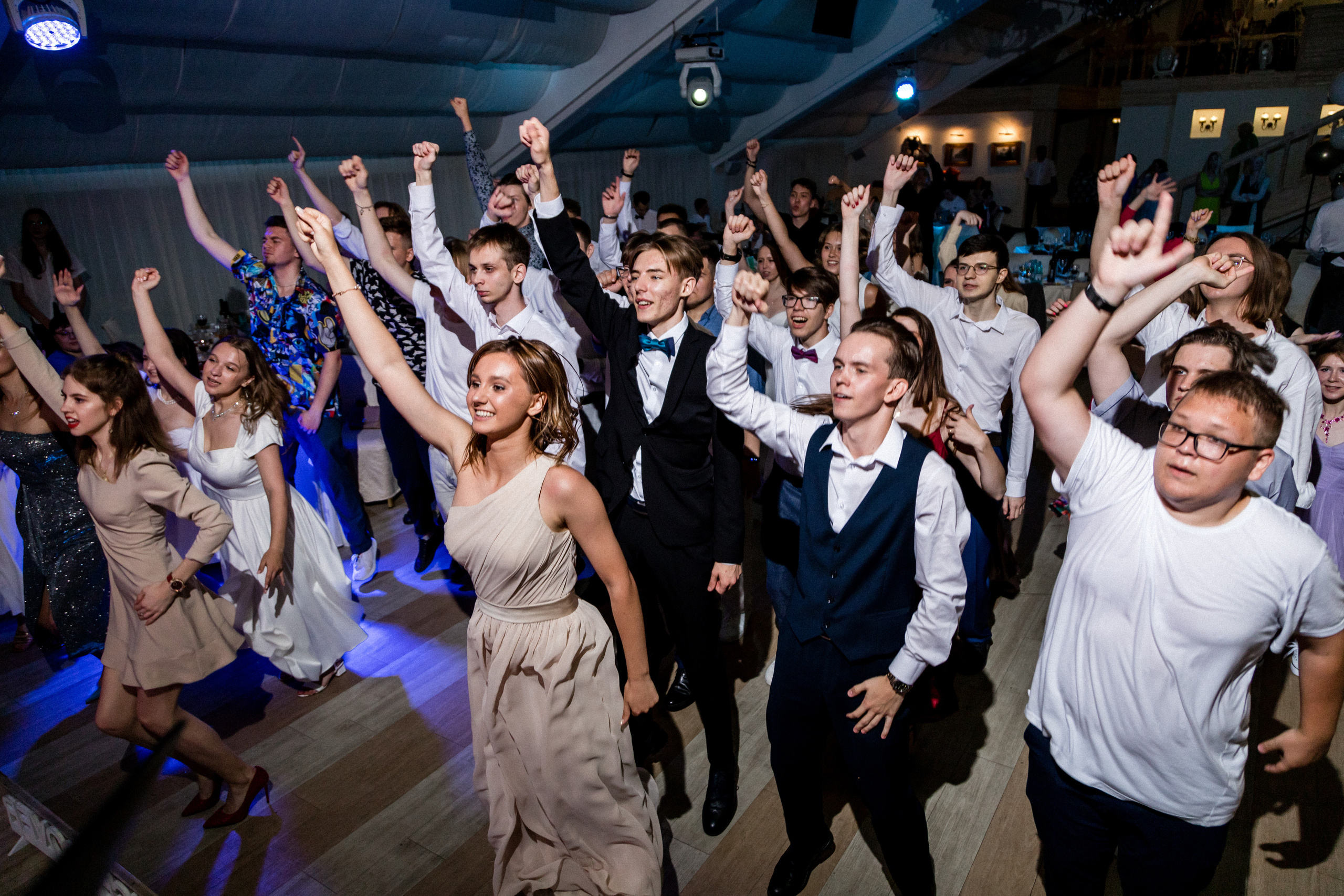 Экономический Лицей. Выпускной. Фотограф Александр Шалагин