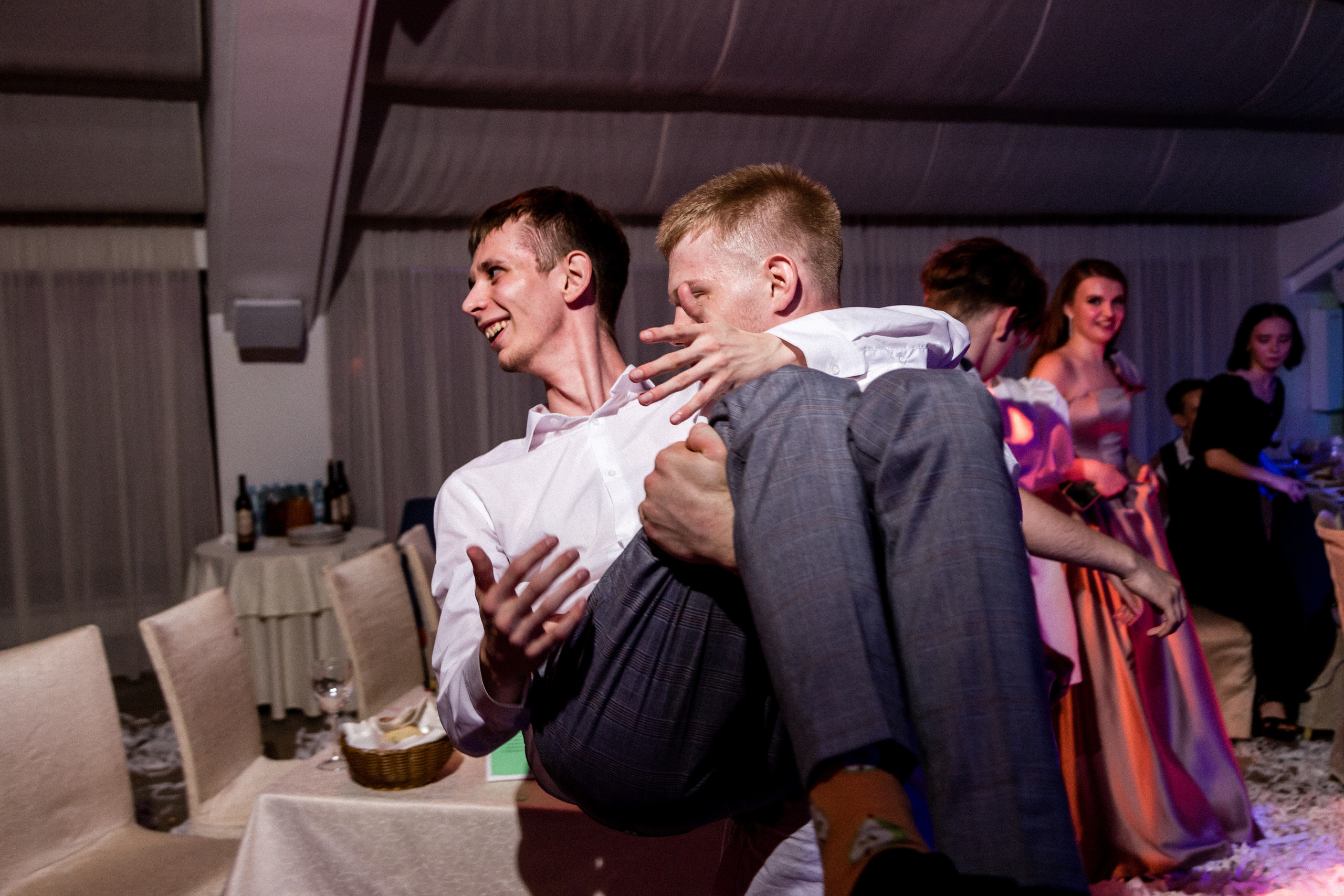 Экономический Лицей. Выпускной. Фотограф Александр Шалагин