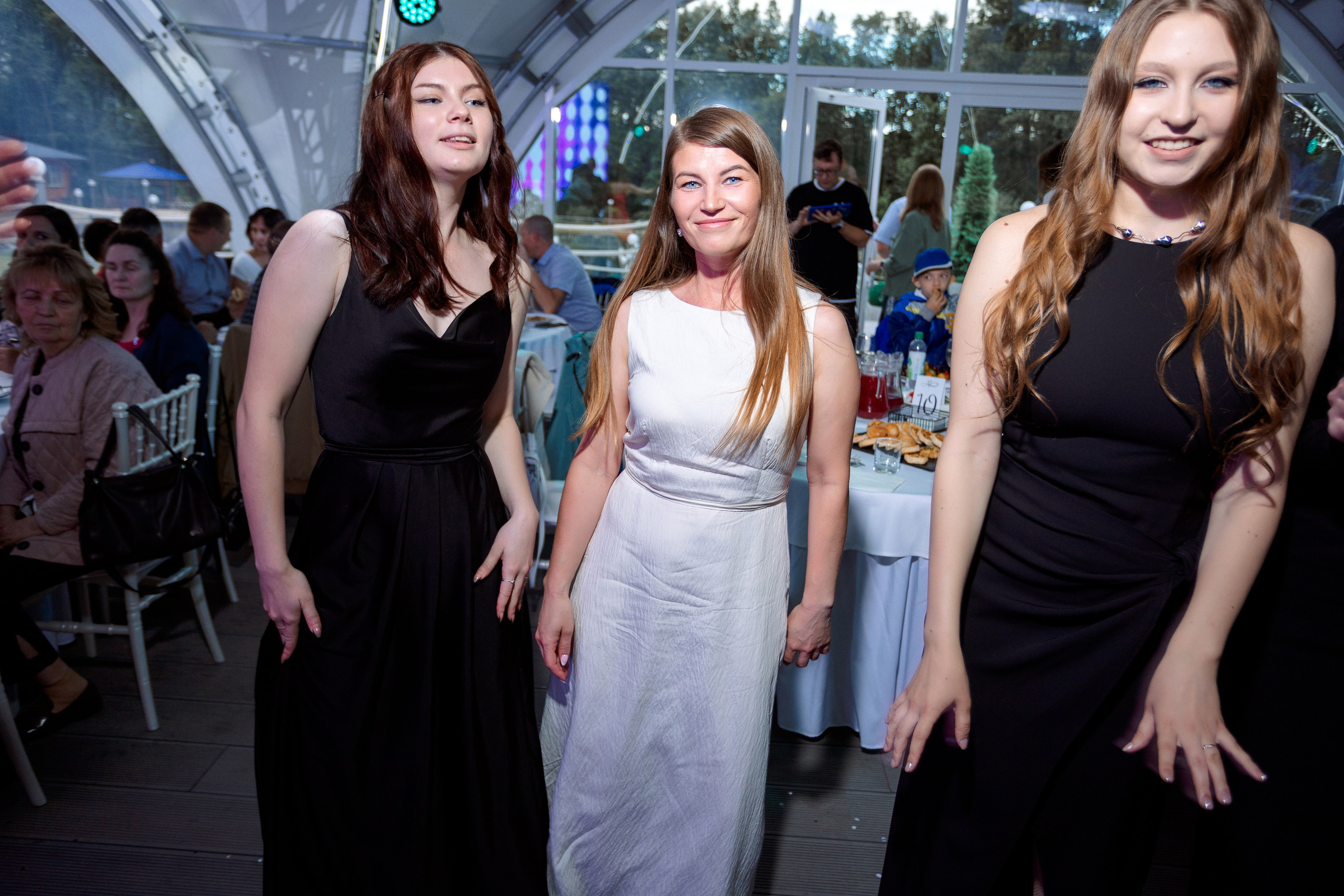 ВЫПУСКНОЙ: Волки-Липки. Все фото. Профессиональный фотограф в Ижевске Леша Петров