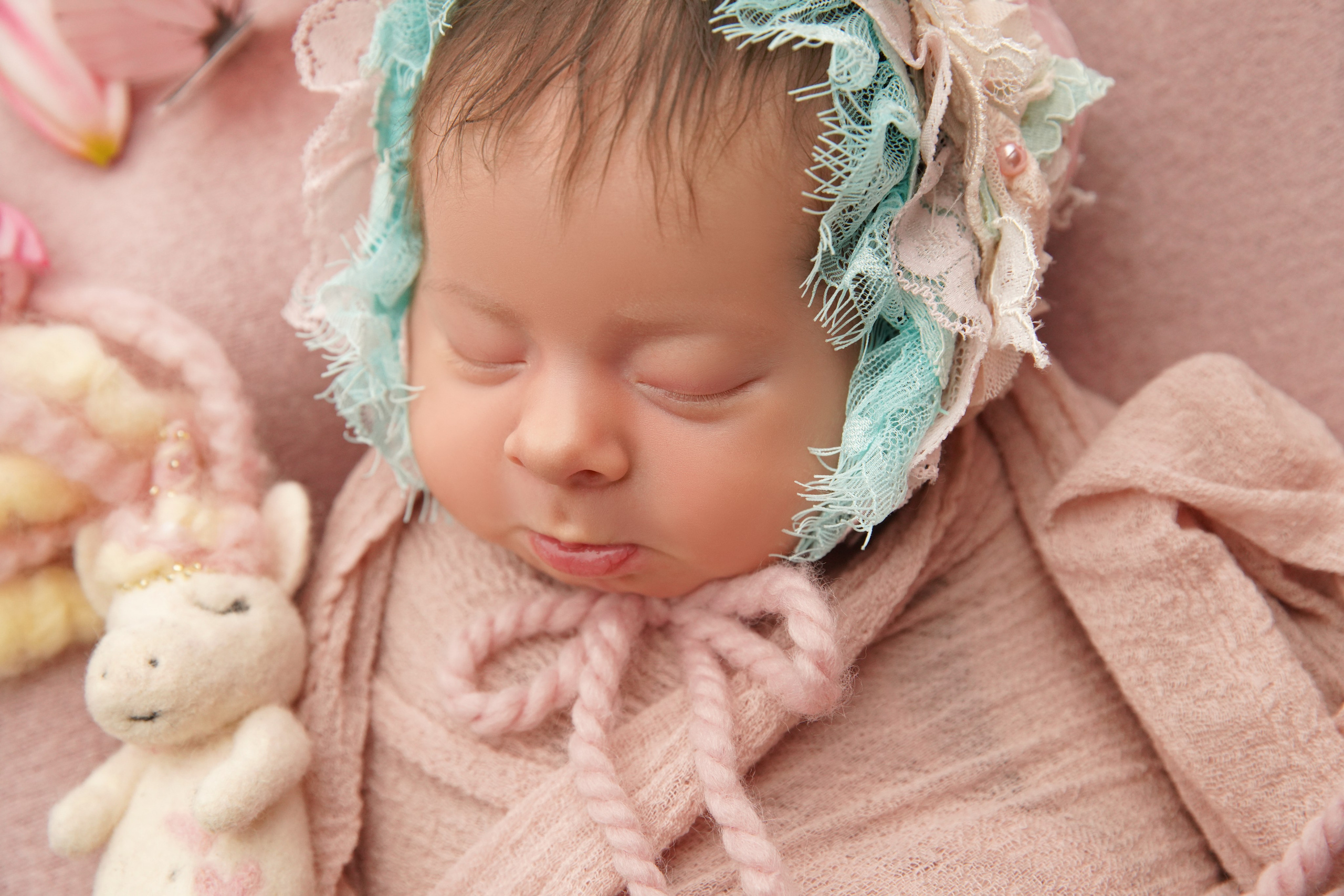 Девочки. Фотограф новорожденных. Семейный и детский фотограф в городе Сургуте