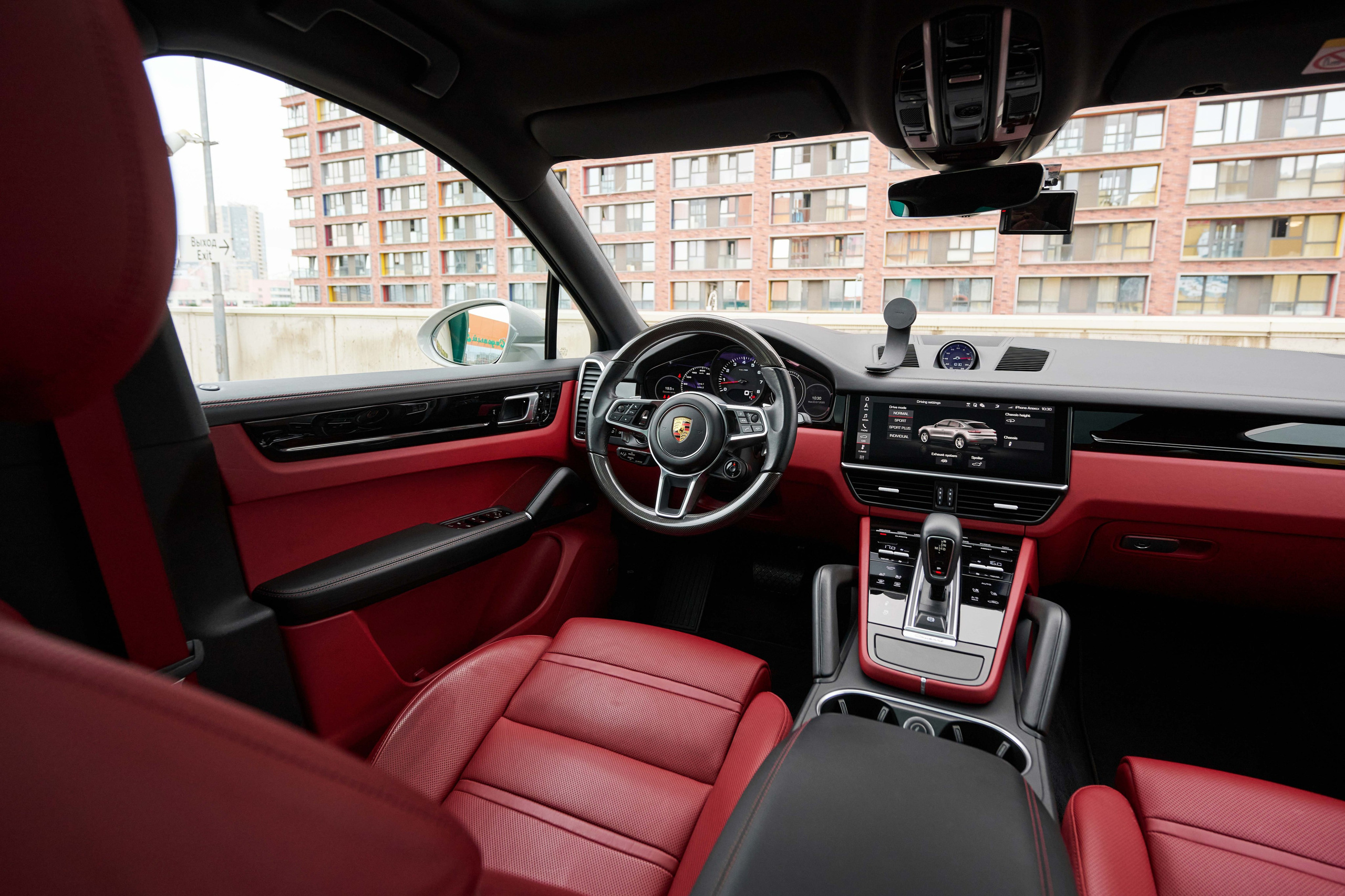 Porsche Cayenne. Автомобильный и интерьерный фотограф в Минске Александр Тагаев