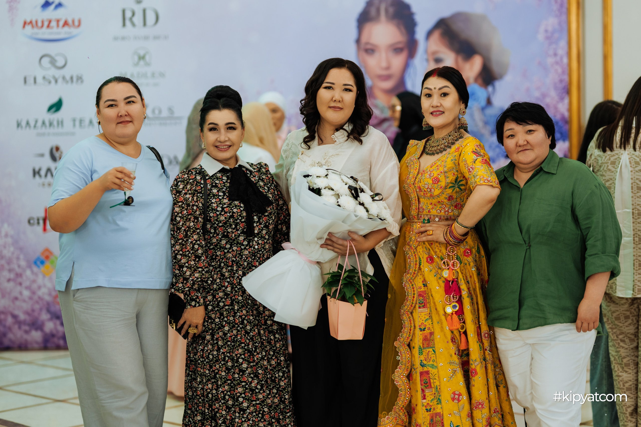 KAZAKHSTAN FASHION WEEK SHYMKENT 11 SEASON. Кипятком Шымкент
