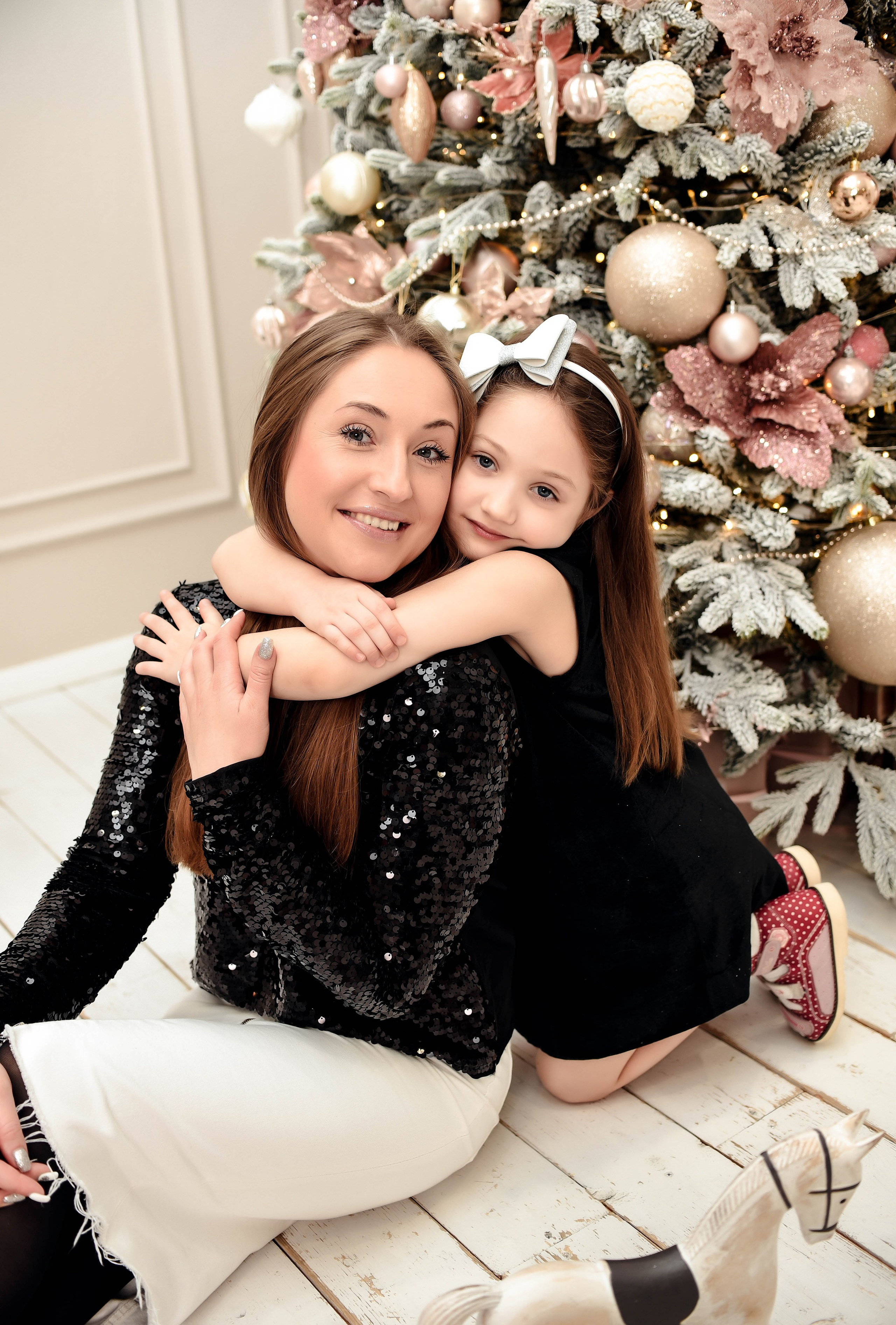 Новогодняя семейная. Свадебный, семейный, детский, контент фотограф в Омске Максим Ильин