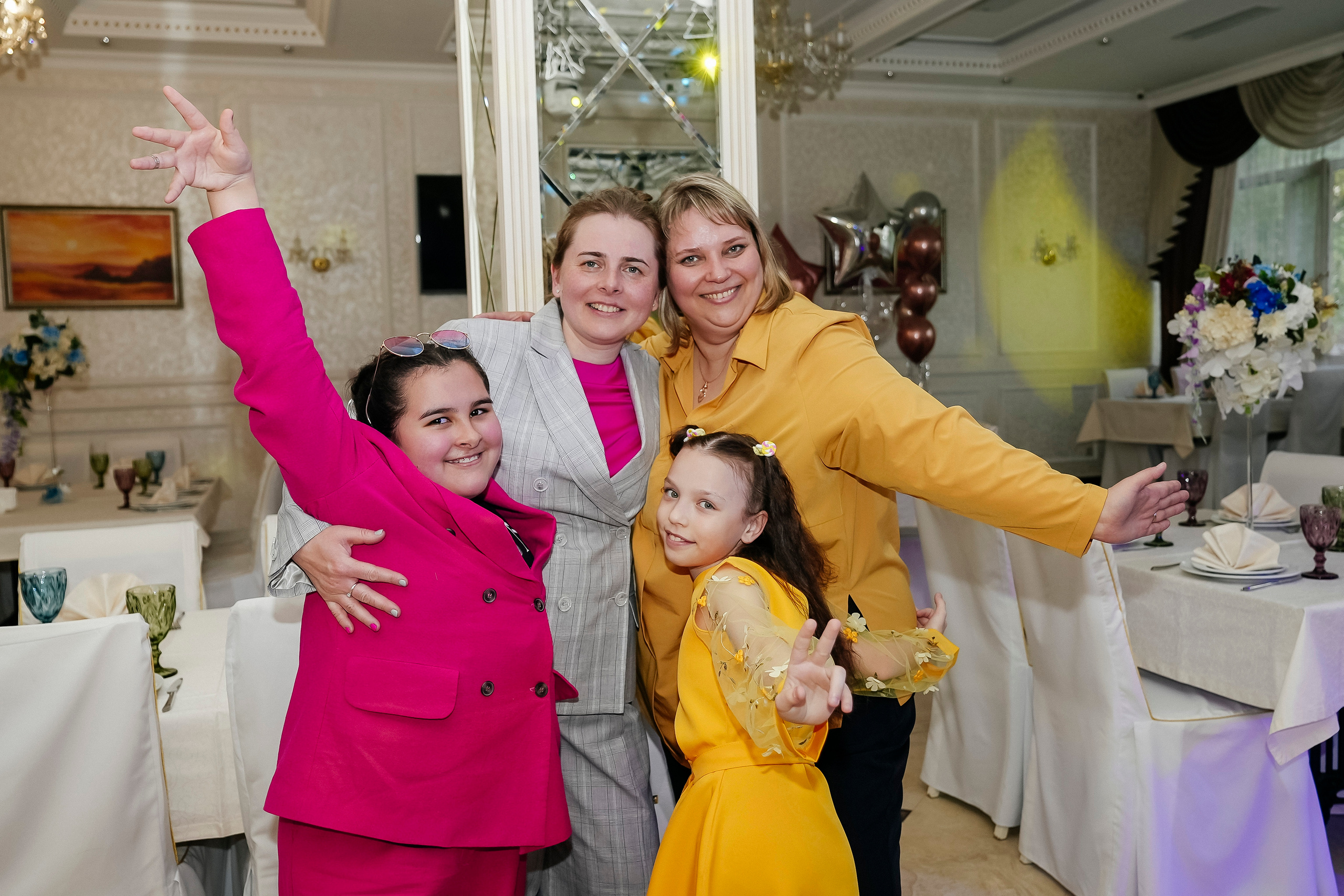 Выпускницы начальной школы. Event фотограф Степанова Александра