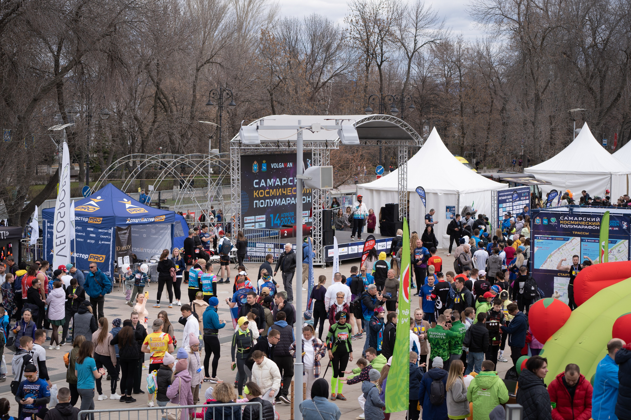 Самарский Космический Полумарафон 2024. Фотограф в Самаре Иван Булатов