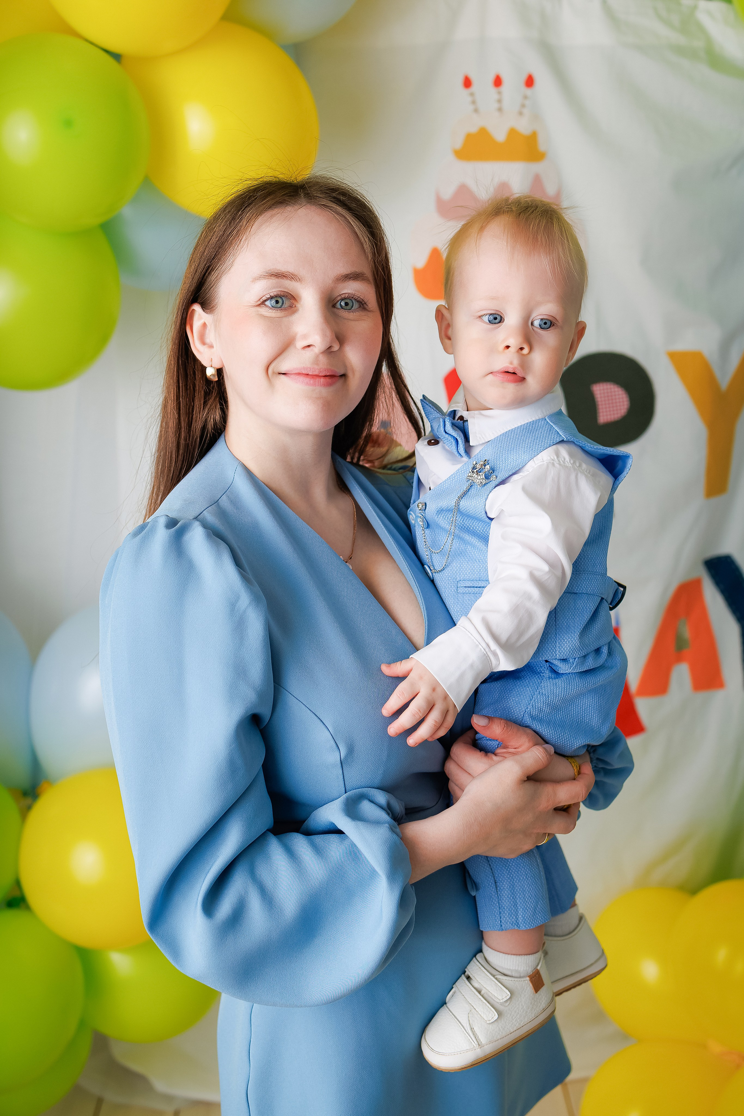 Сашеньке 1 годик. Фотограф новорожденный малышей Новосибирск