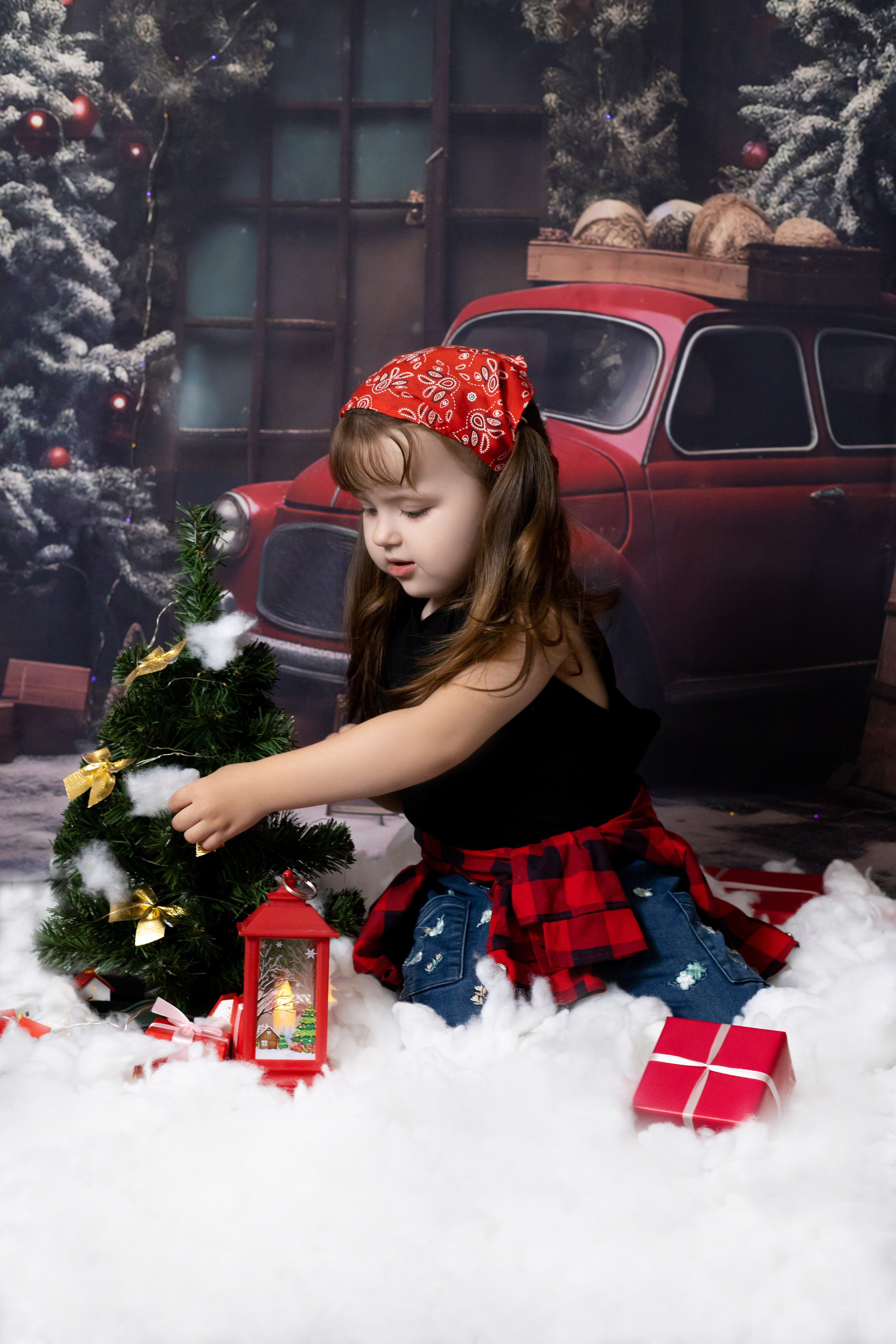 Новый год — Красная машина. Фотограф новорожденных Химки, Красногорск, Мытищи и Москва Елена Третьяк