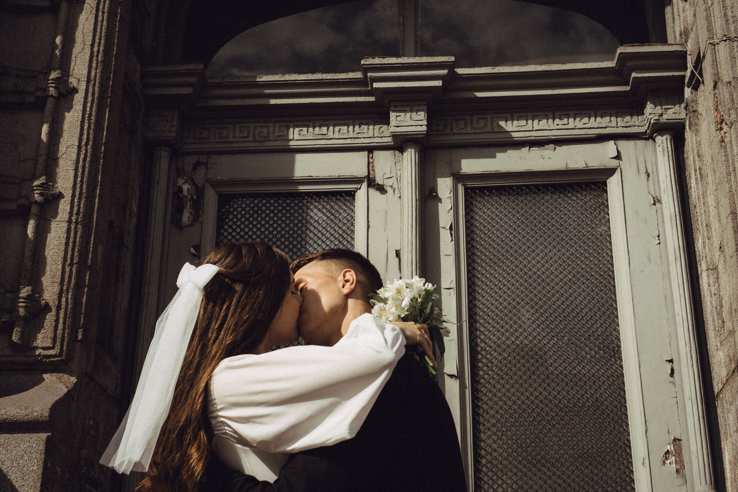 СВАДЕБНАЯ СЬЕМКА В ТАВРИЧЕСКОМ САДУ И ПРОГУЛКА ПО ЧЕРНЫШЕВСКОЙ. Профессиональный фотограф, Санкт-Петербург — Виктория Богомолова