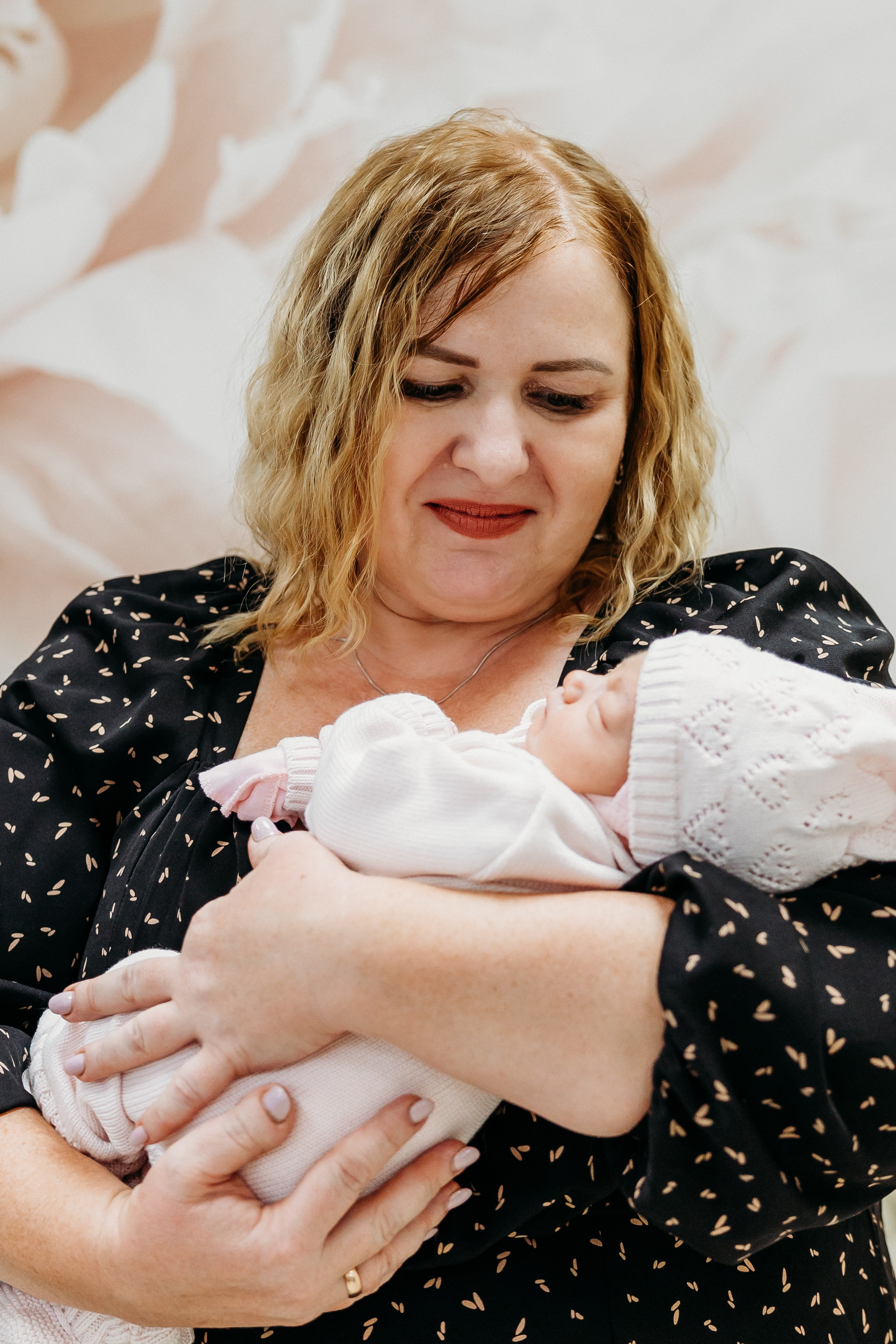 Василиса. Семейный и детский фотограф в Краснодаре. Фотограф новорожденных. Фотограф ньюборн. Фотограф родов Краснодар. Катя Угнивенко