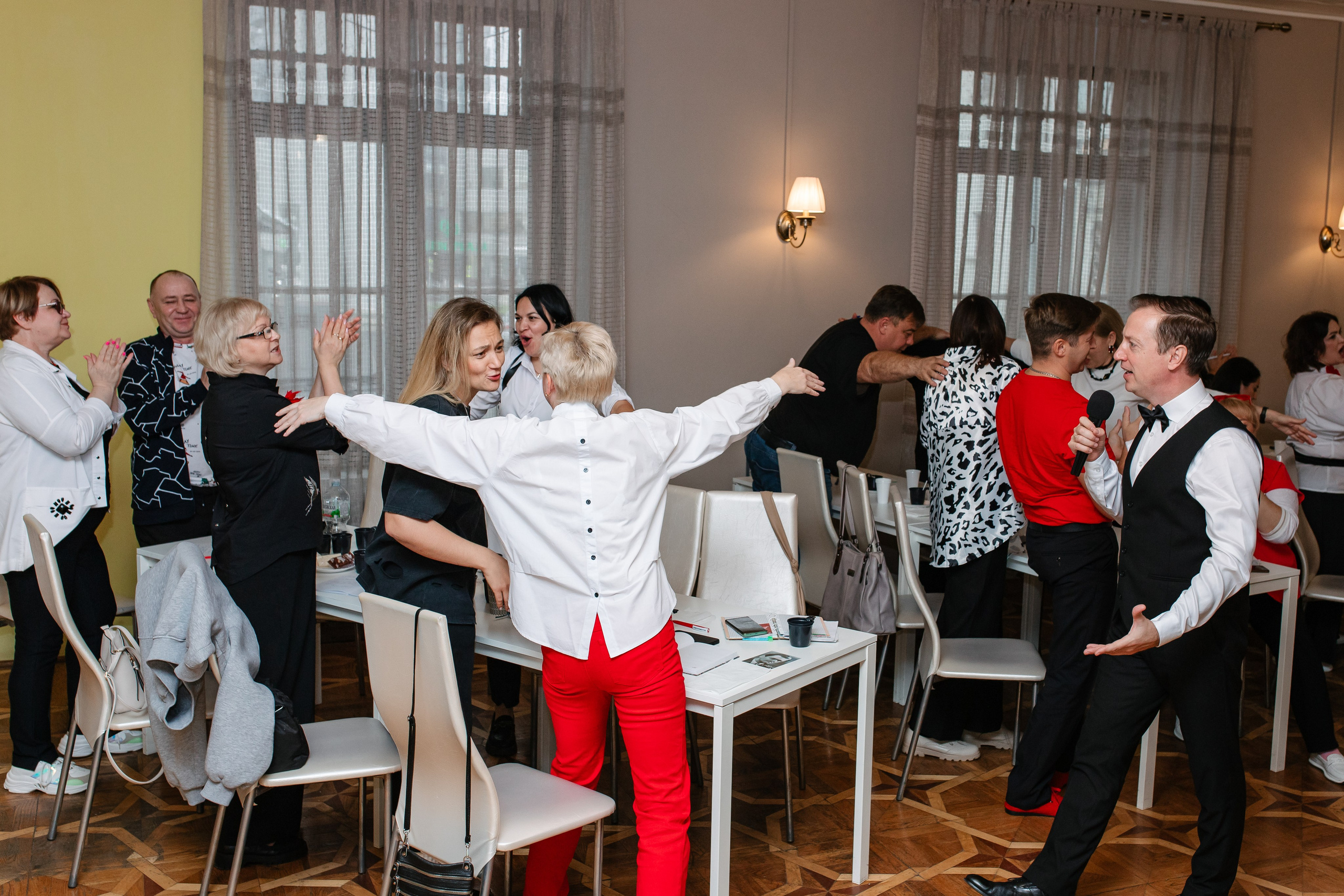 Мастер-класс для банкетных ведущих. Октябрь 2024. Фотограф Пермь. Свадьбы. Семья и дети, школа, д. сад. Фотокниги