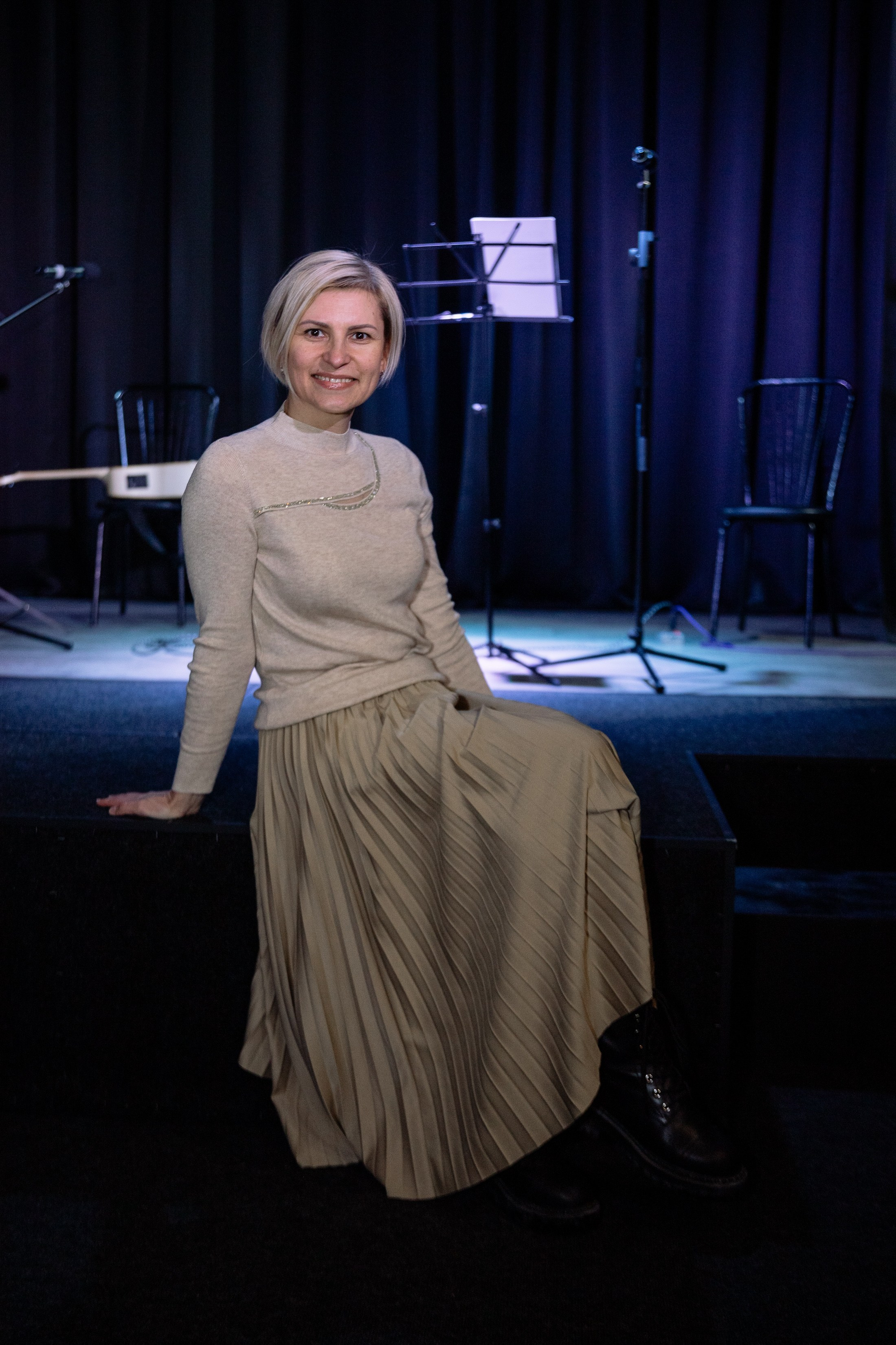 Поэтический вечер с Игорем Бушмелевым и Никой Станиславчик. Фотограф Юлия Мальцева