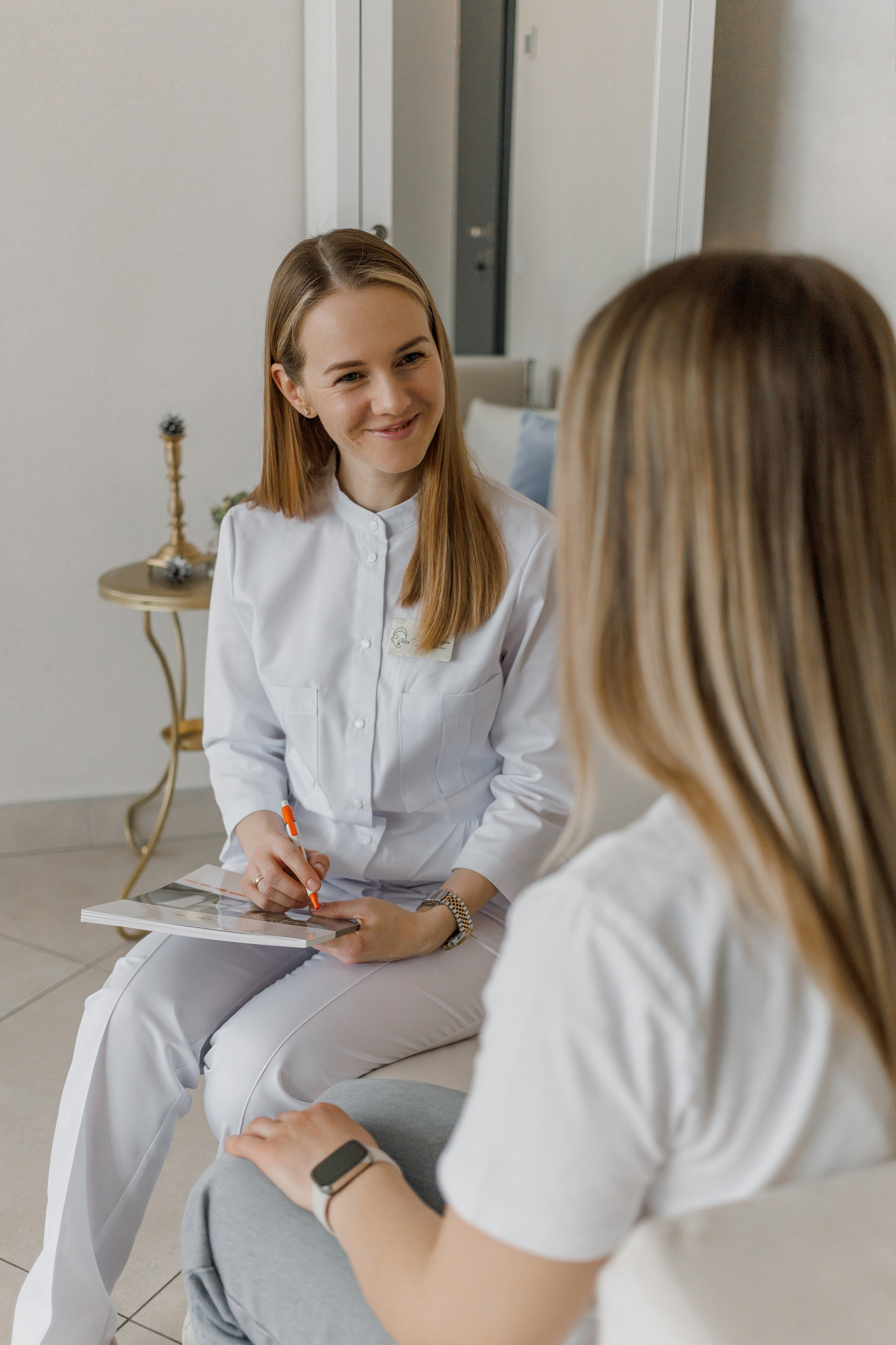 Контентная съёмка в кабинете косметолога. КОНТЕНТ ФОТОГРАФ