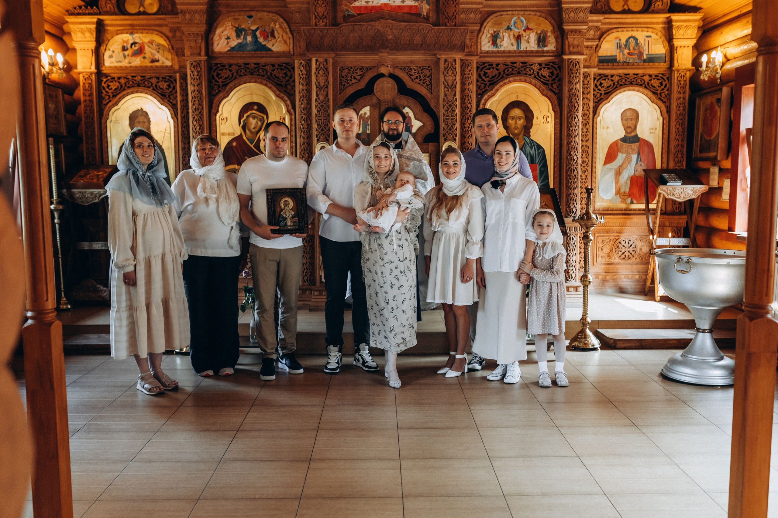 Таинство крещения Льва Церковь Илии Пророка в Новоивановском. Семейный и женский фотограф в Москве Коновалова Олеся