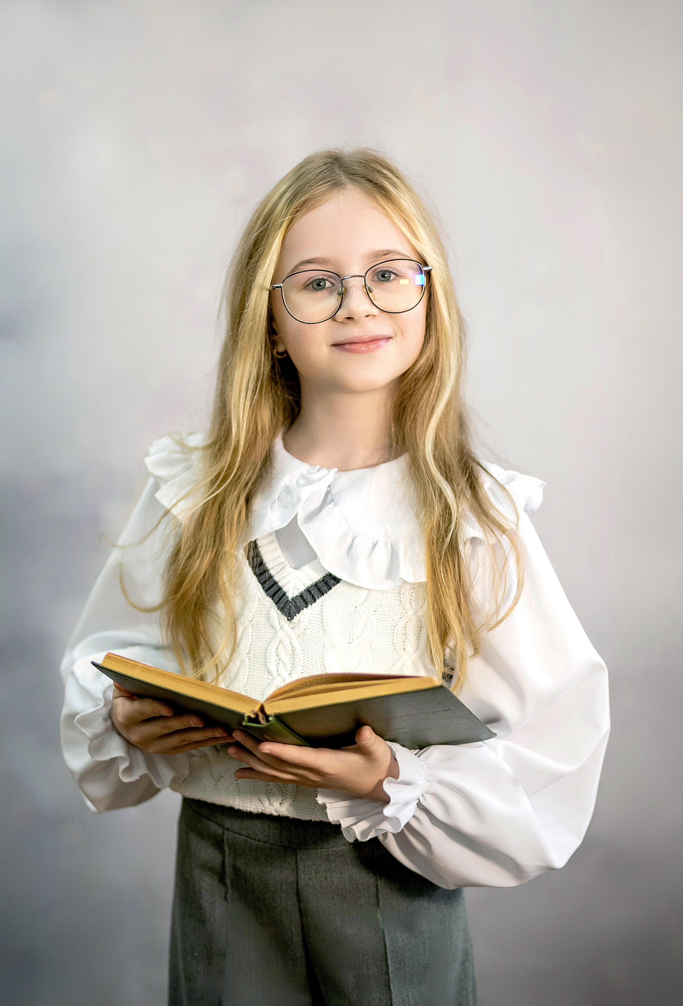 Портреты младшая школа. Выпускные альбомы Воронеж " СОКОЛ фото»