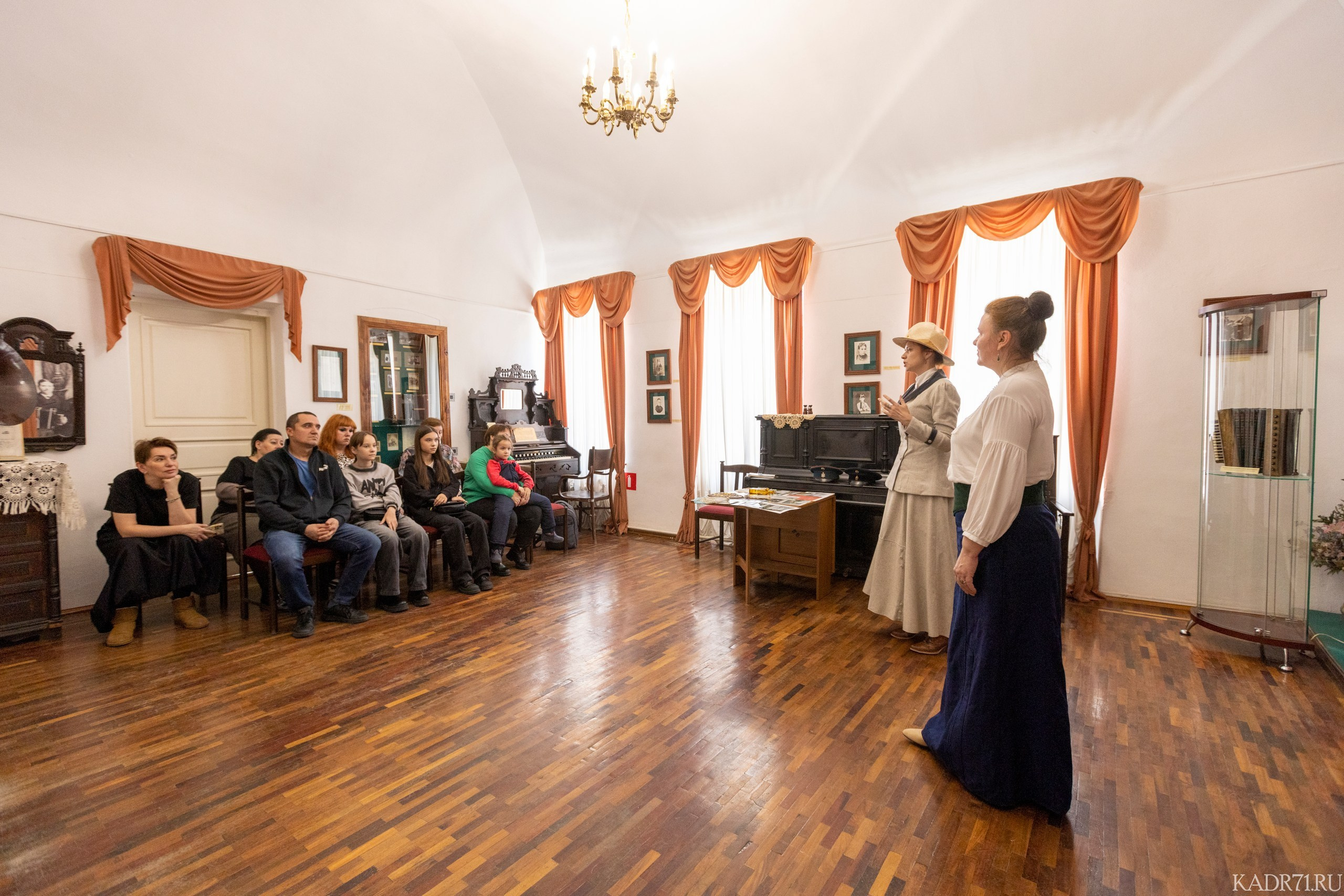 «ТОР» в музее гармони Белобородова. Фотограф в Туле Крупский АнДРей. Фотостудия «КАДР71» в Туле