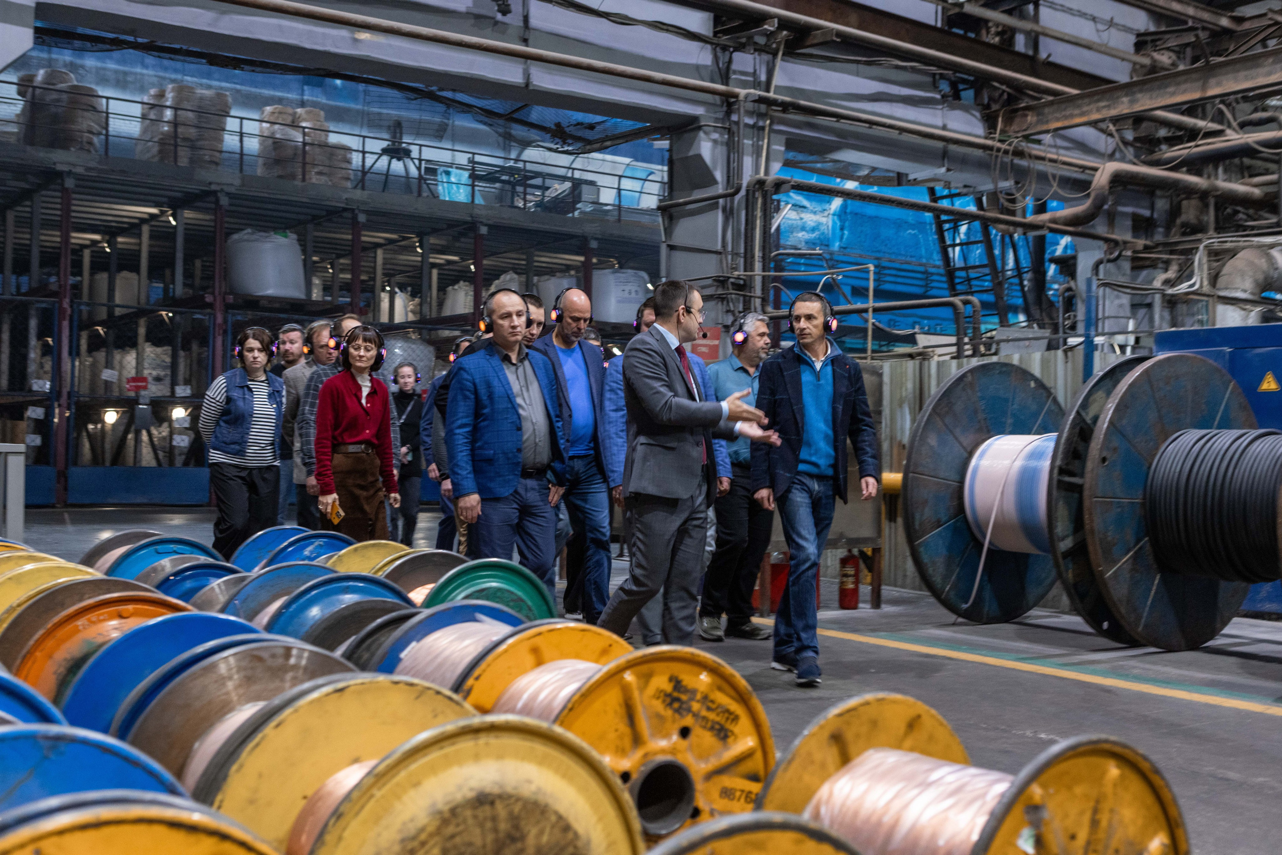 Экскурсия на завод Москабельмет. Рекламный, предметный, репортажный, семейный фотограф и художник в Москве