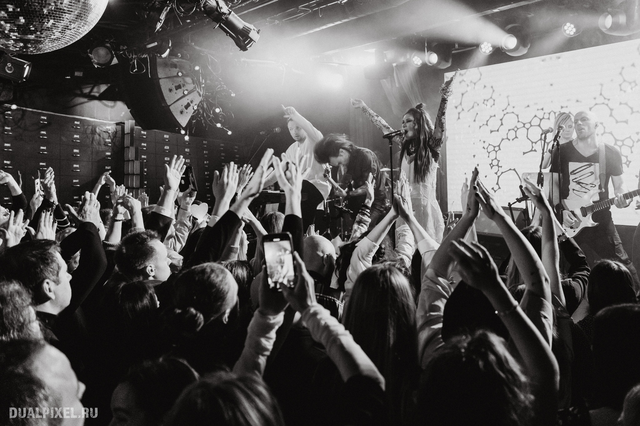 ЛИНДА. Магия музыки в кадре: Концертная Фотография