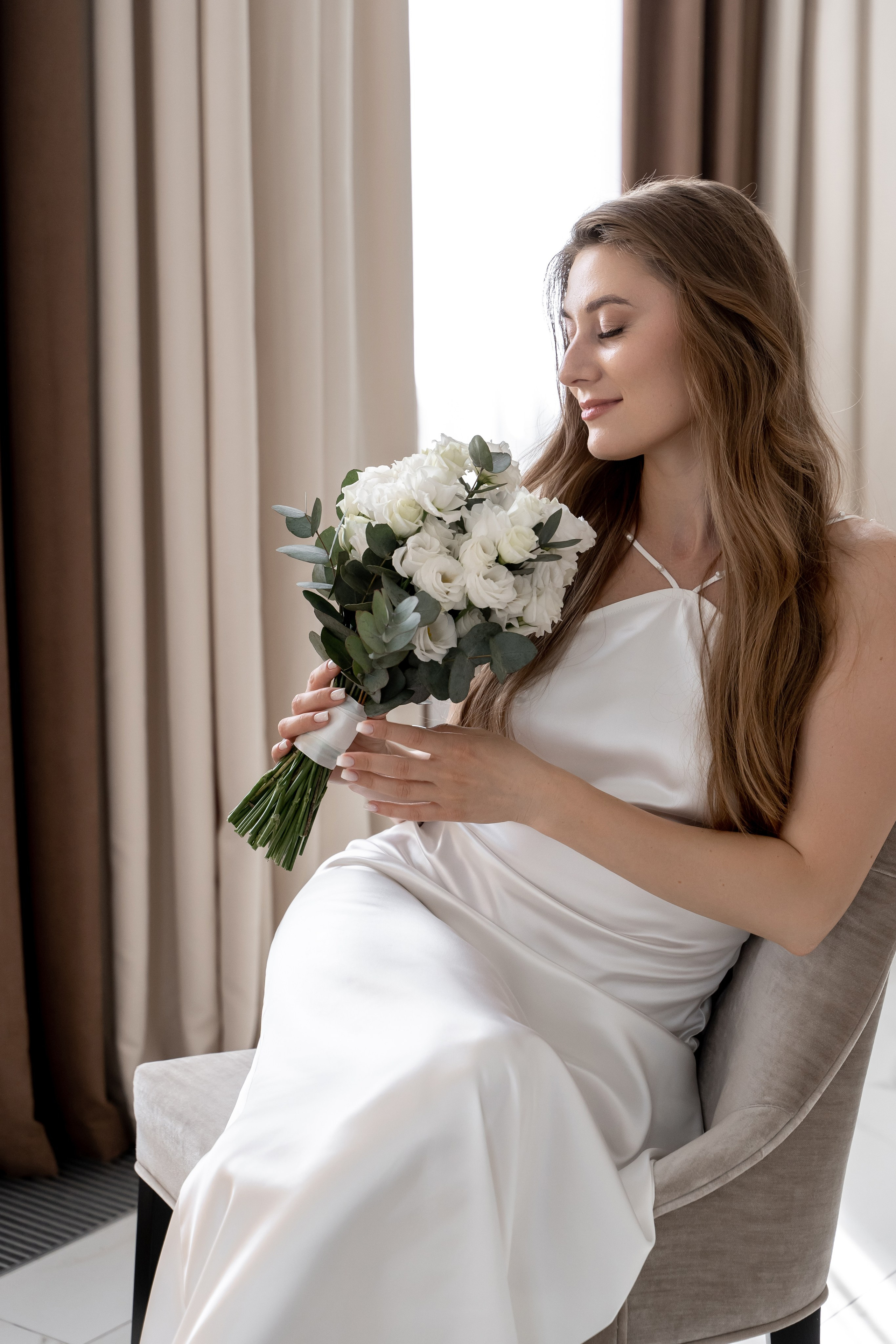 Свадебный фотограф в Москве. Свадебный фотограф Видное, Бутово, Домодедово, Щербинка, Царицыно. Роспись во дворце бракосочетания Южное Бутово. Регистрация брака в Москве и Московской области. Фотограф на свадьбу. Свадебная фотосессия в центре Москвы. Фотосессия свадебного банкета  в ресторане. Выездная регистрация брака. Фотосессия молодоженов. Свадебная прогулка. Жених и невеста в день свадьбы. Wedding in Moscow. Свадебная фотосессия  в Барвихе. Стильная свадебная фотография. Сборы жениха и невесты в день свадьбы. 