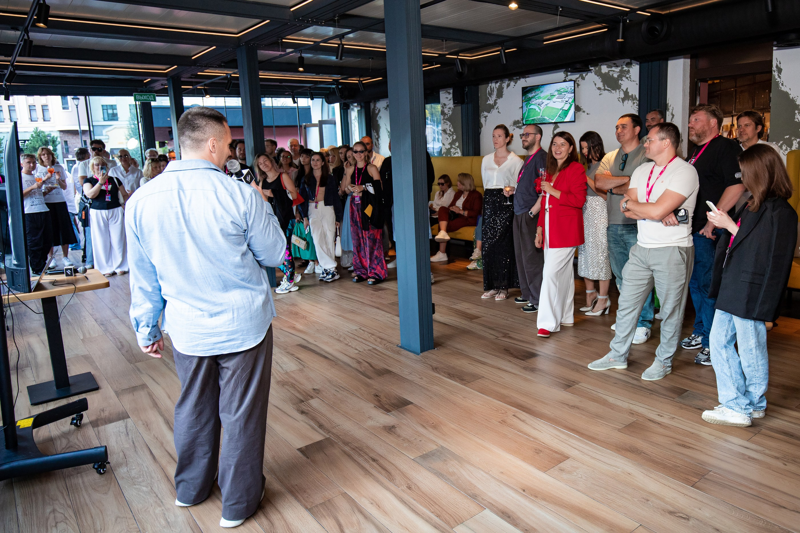 Москино презентация. Репортажный и fashion фотограф в Москве Сергей Бардин