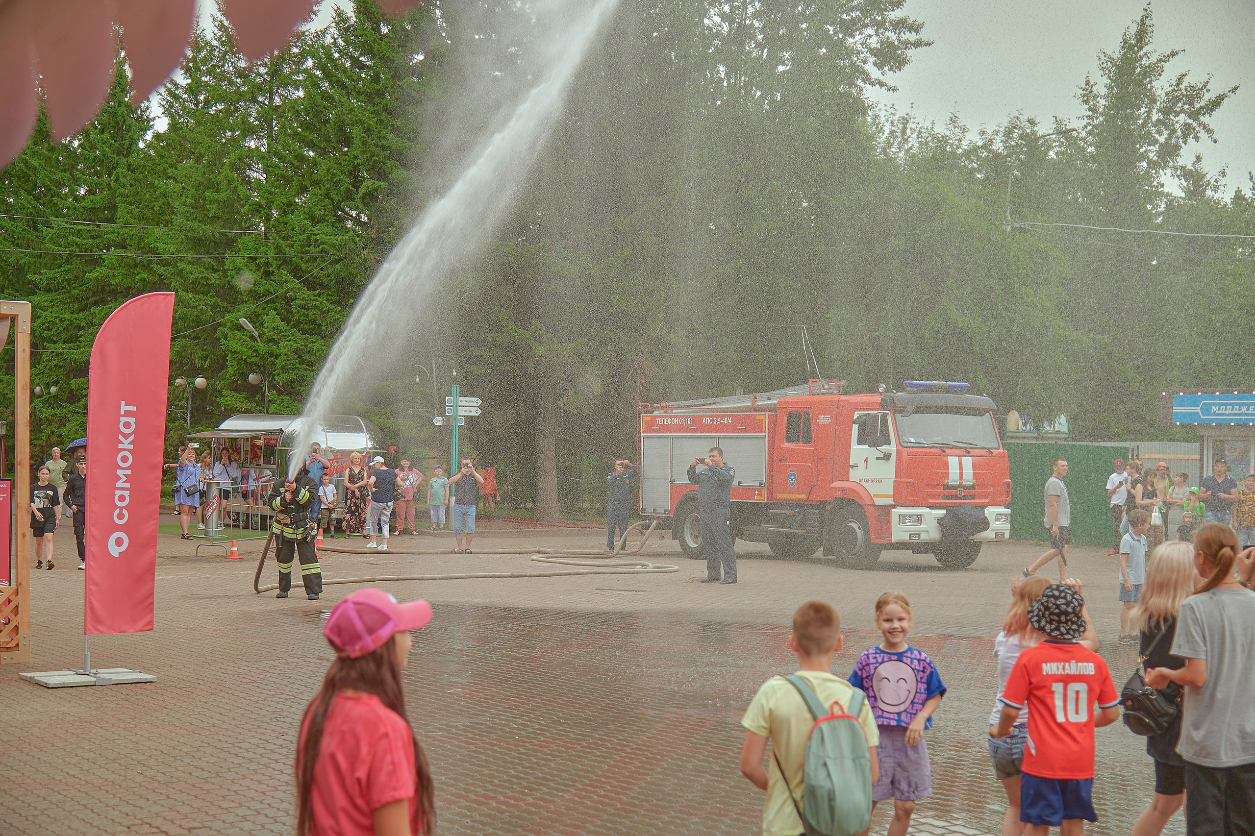 Портфолио репортажной фотосъёмки: Иван Купало в Центральном парке Красноярск. Фотограф Яковлев Роман — Красноярск