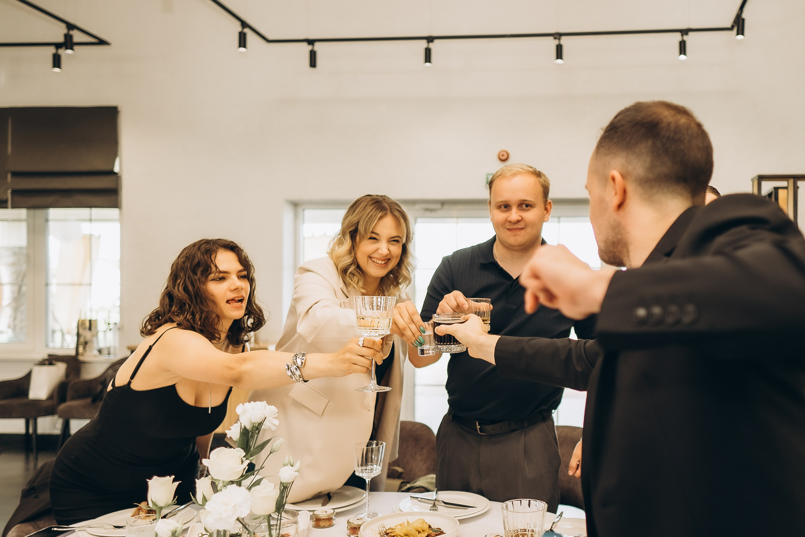 Выездная регистрация+банкет. Фотограф ПИТЕР СПБ Надежда Баранова