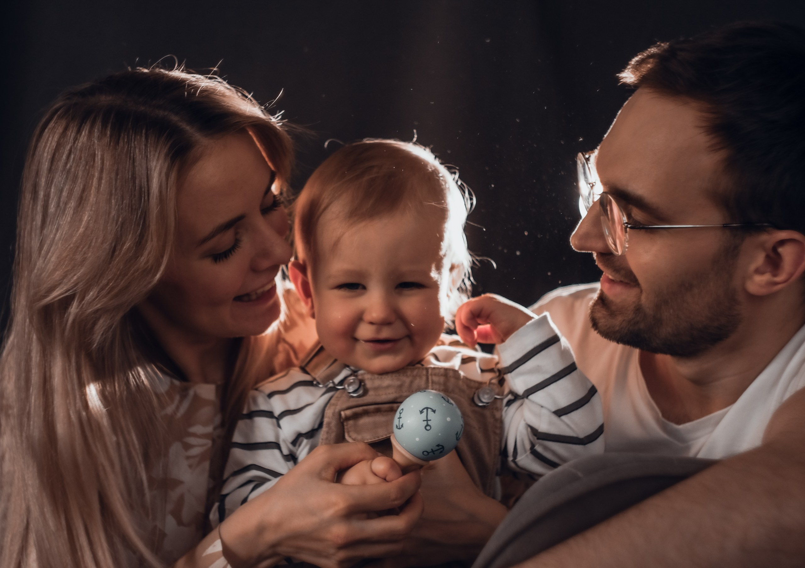 Семейная фотосессия, фотосессия в Москве. Ньюборн и детский фотограф в Москве Шигина Марина
